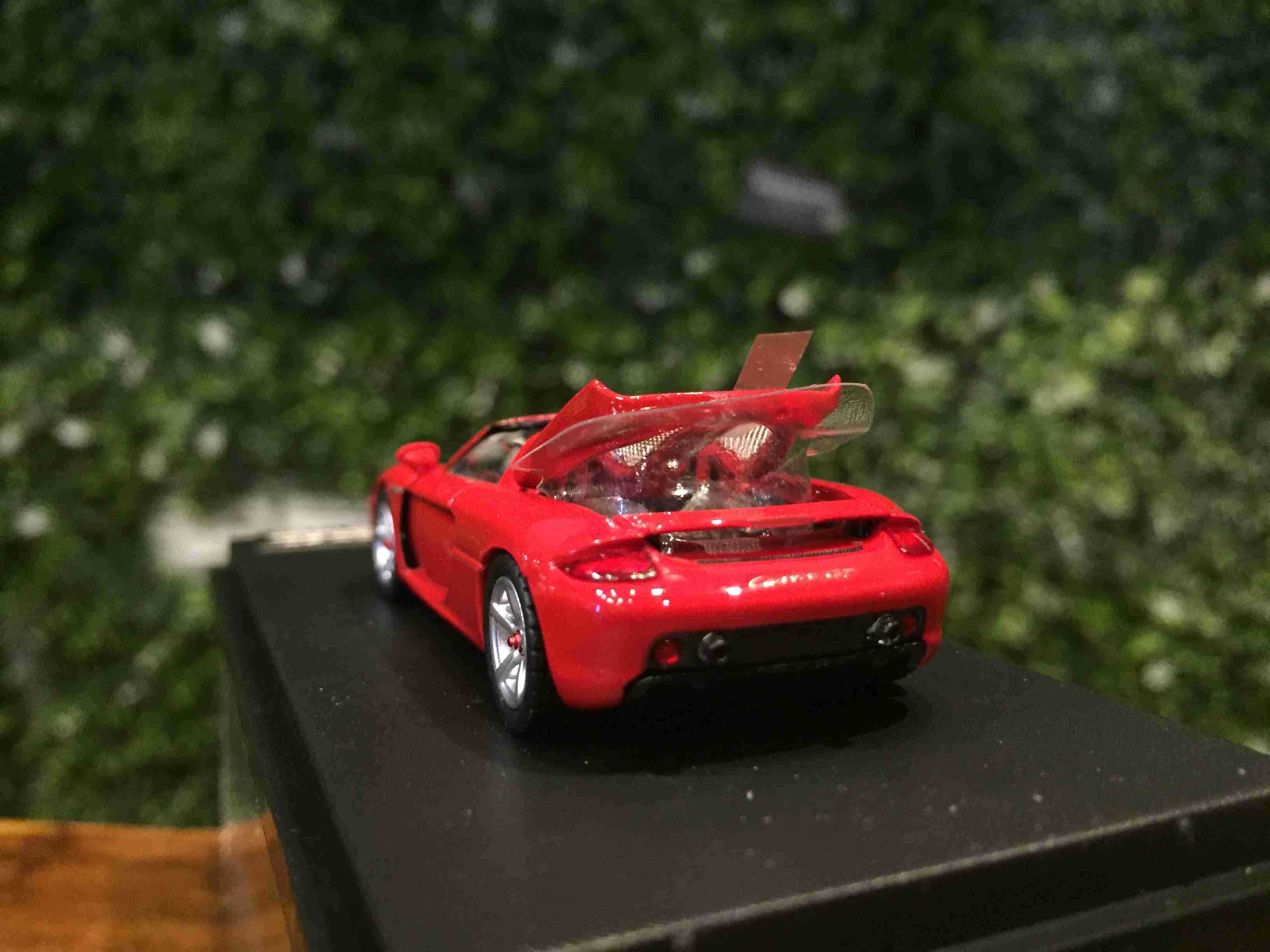 1/64 Funny Porsche Carrera GT Guard Red【MGM】