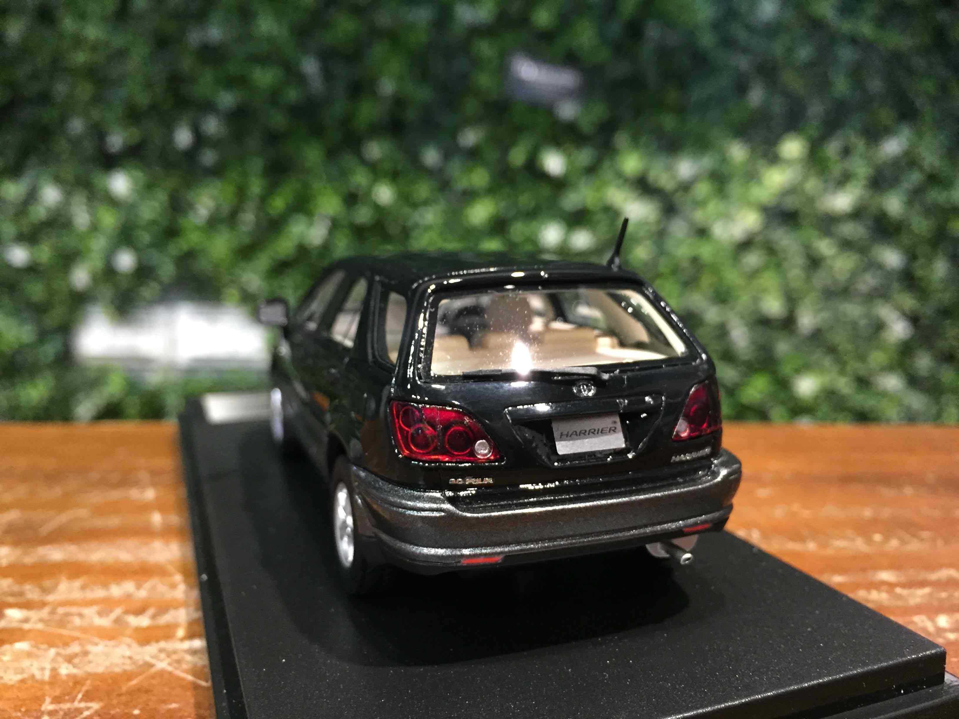 1/43 Hi-Story Toyota Harrier 3.0 (RX300) 1997 HS449BK【MGM】