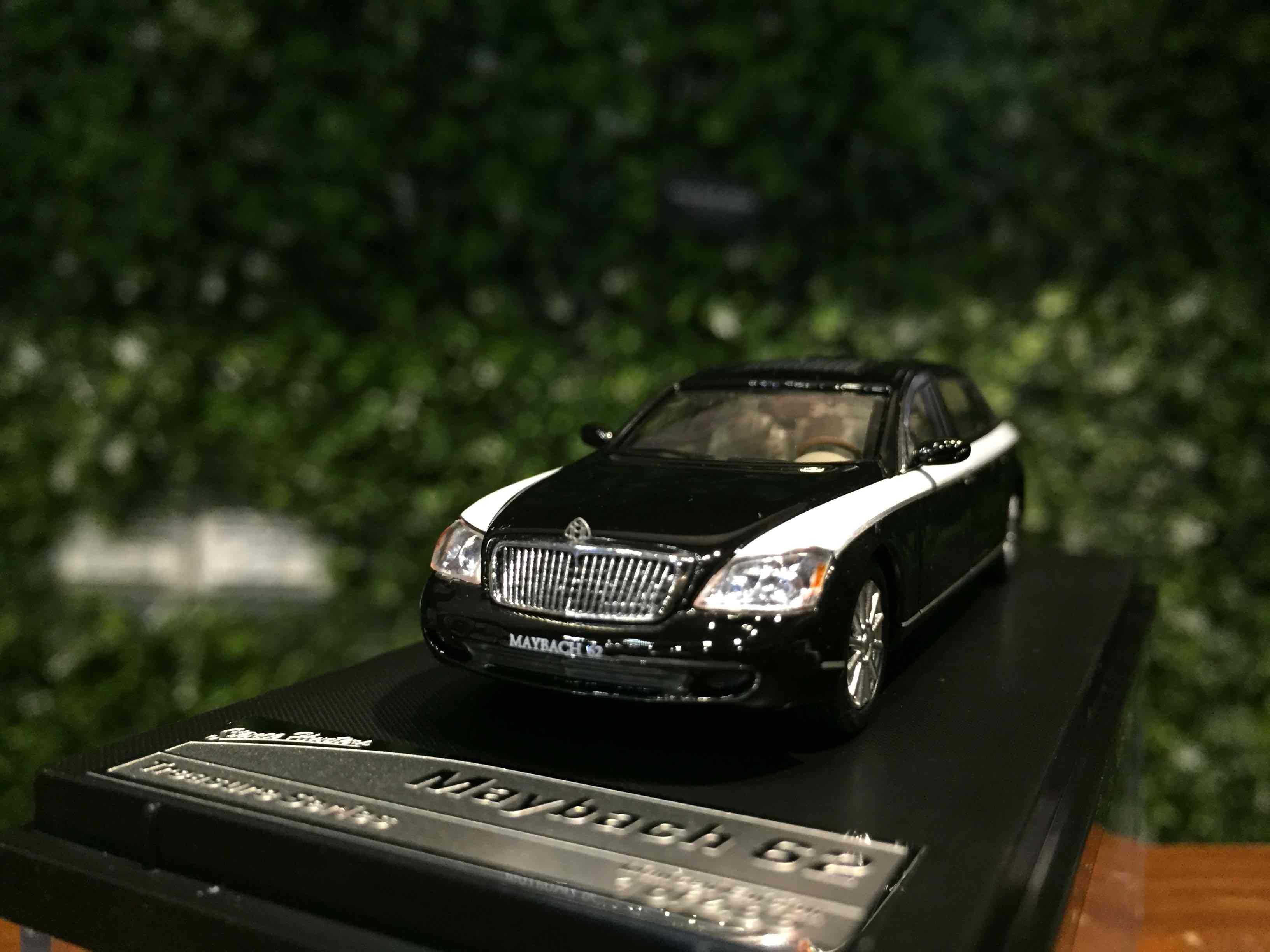 1/64 StanceHunter Mercedes-Maybach 62 Black/White【MGM】