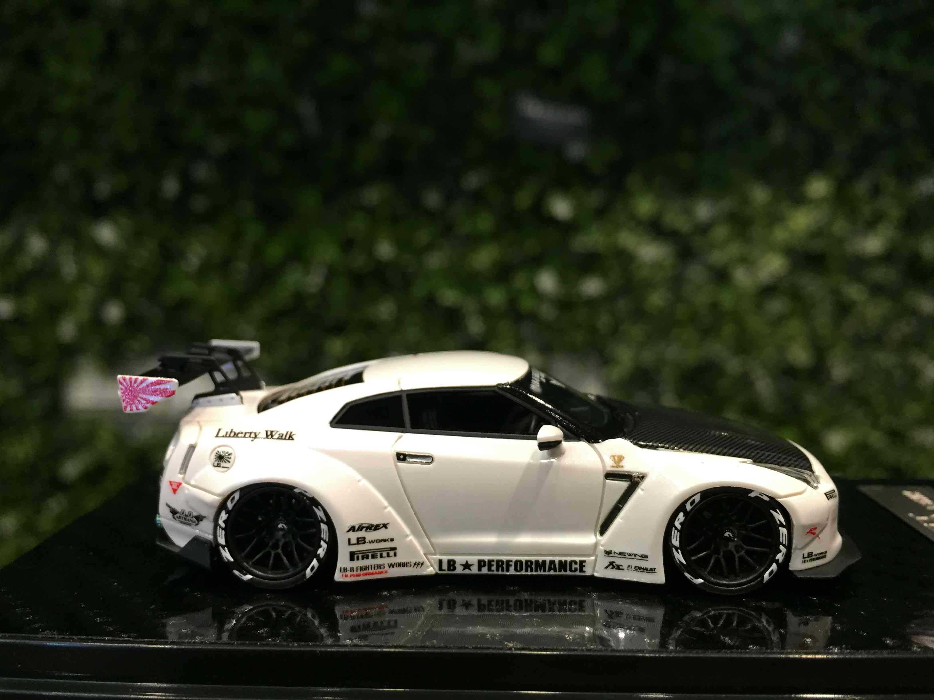 1/64 YM-Model LBWK Nissan GT-R (R35) White/Black【MGM】