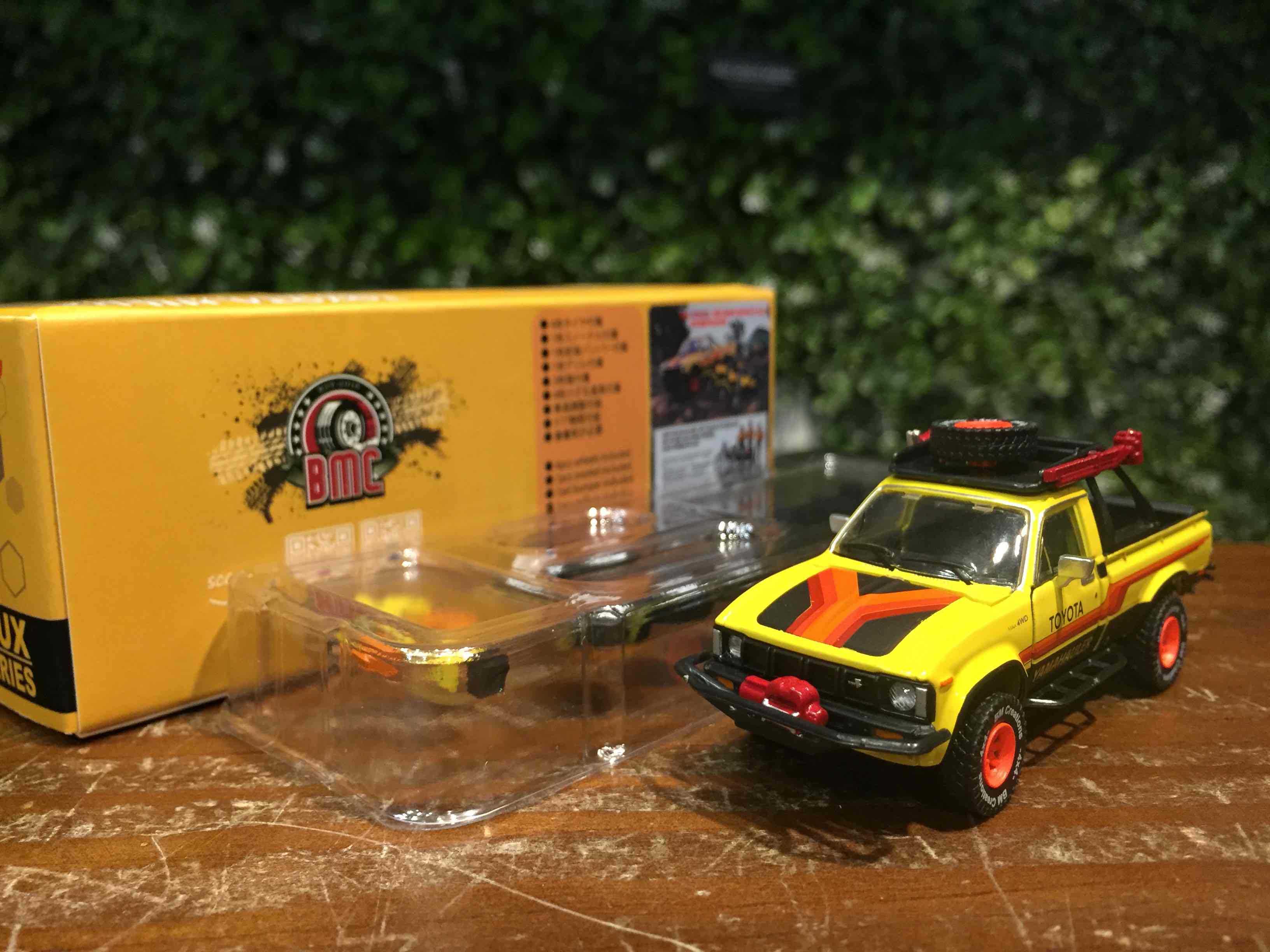 1/64 BMC Toyota Hilux N60 N70 1980 Yellow 64B0386【MGM】