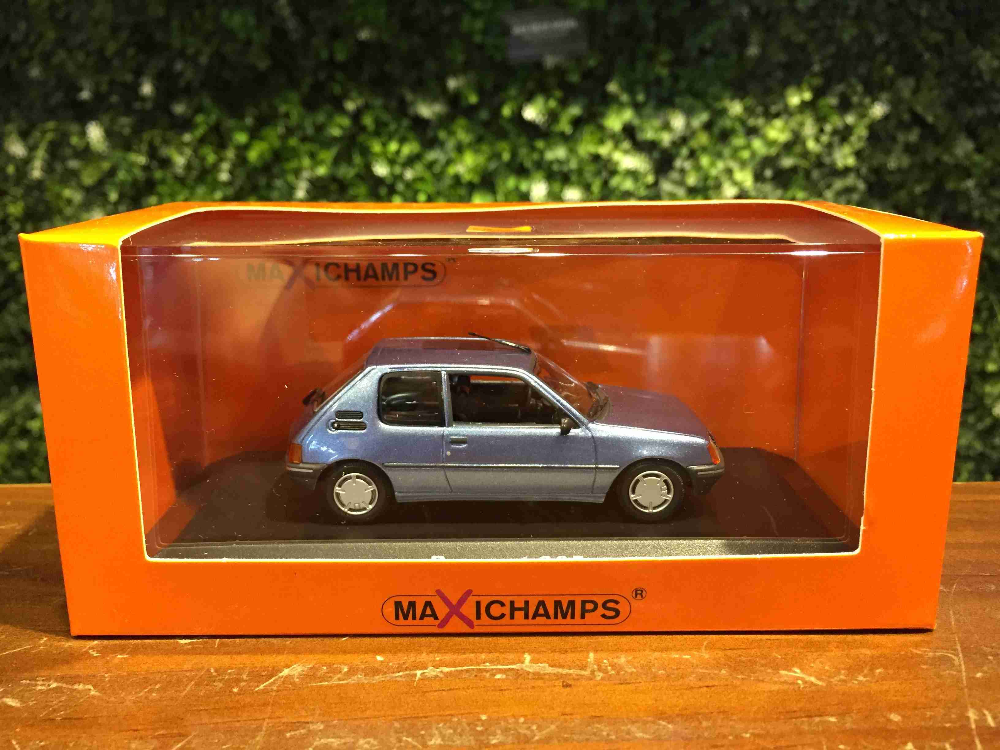 1/43 Minichamps Peugeot 205 1990 Blue 940112370【MGM】