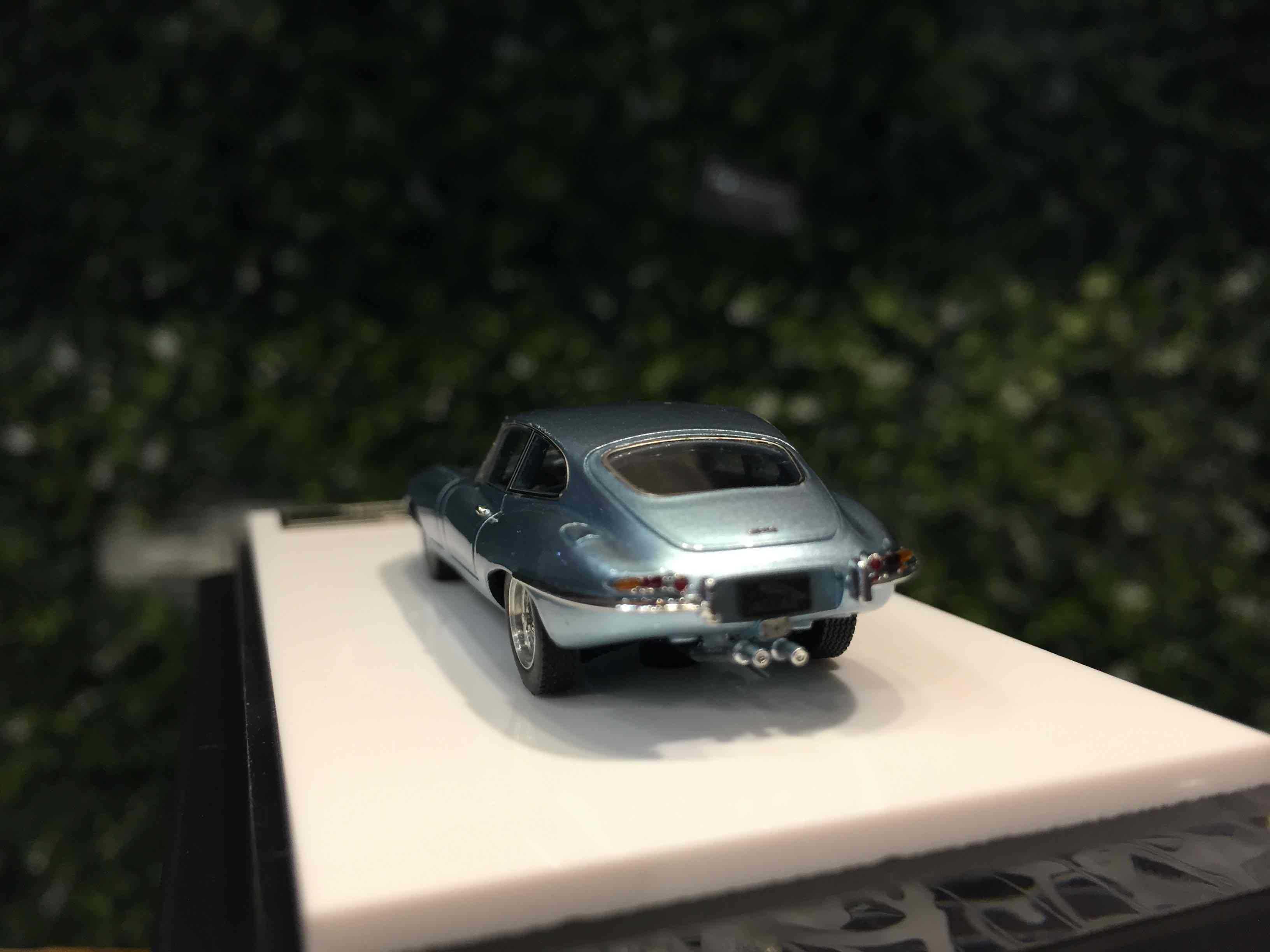 1/64 SCM Jaguar E-Type 1961 SilverBlue SCM09F【MGM】