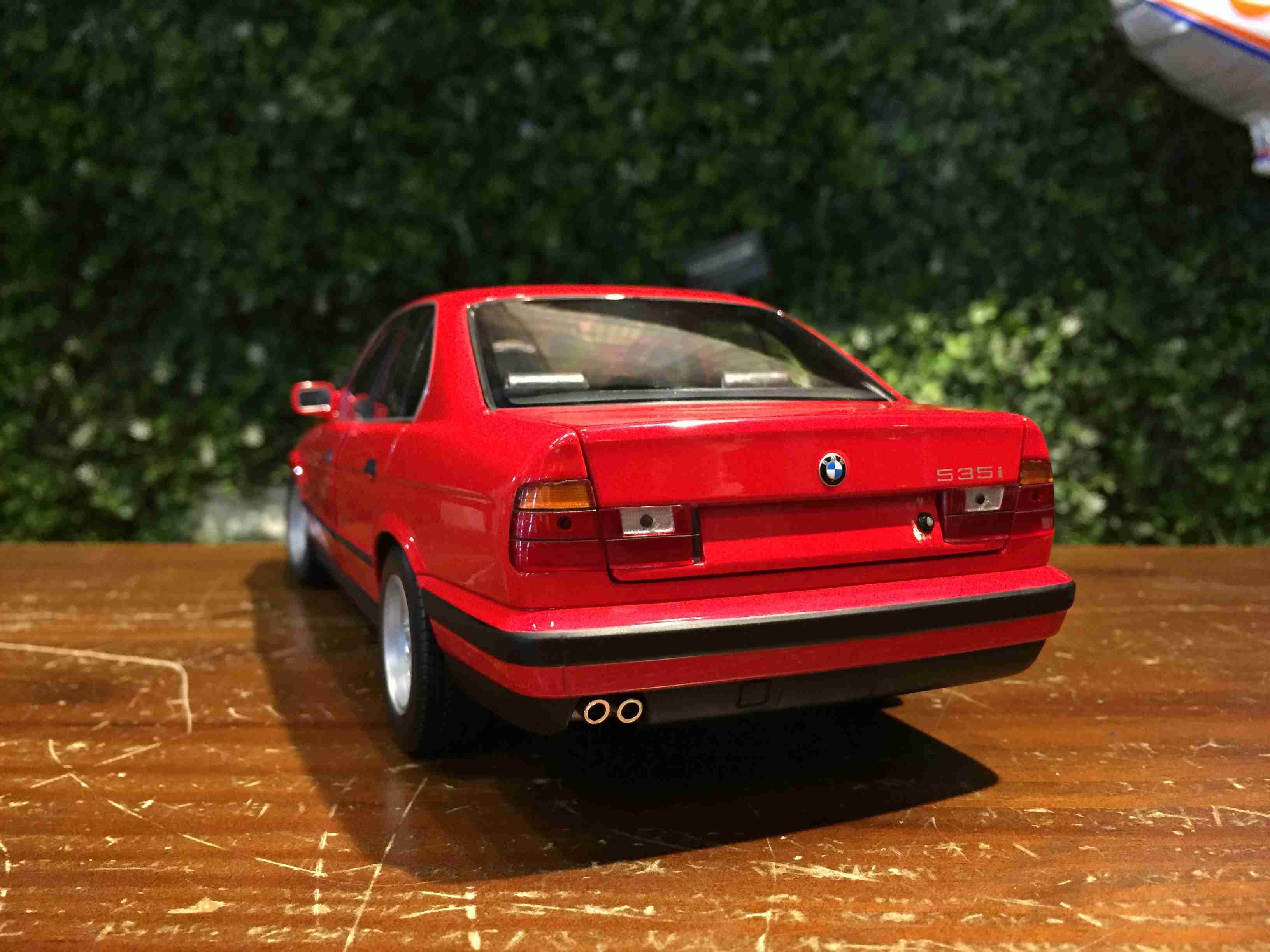 1/18 Minichamps BMW 535i (E34) 1988 Red 100024006【MGM】