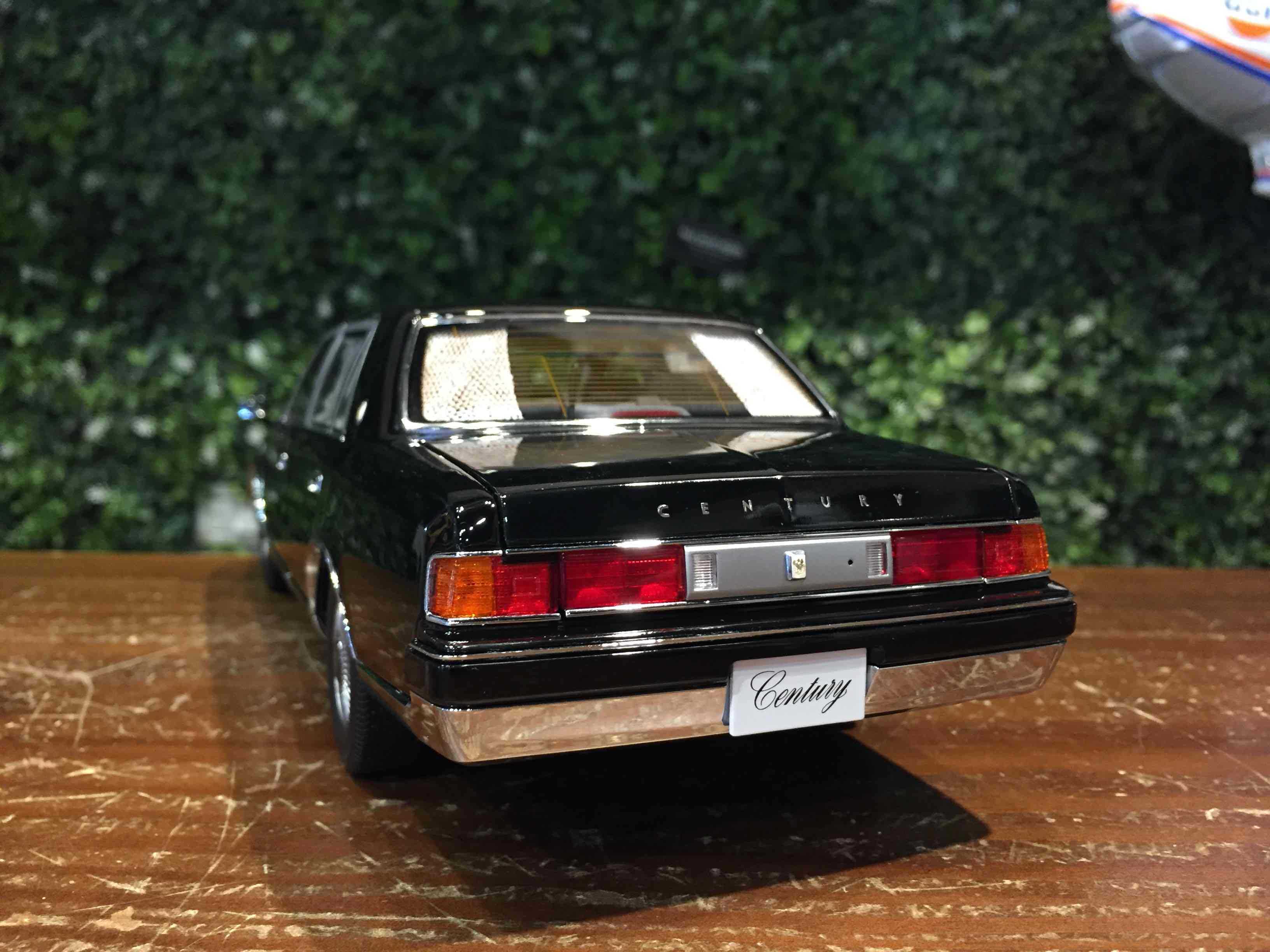 1/18 Almost Real Toyota Century 1997 Black 870201【MGM】