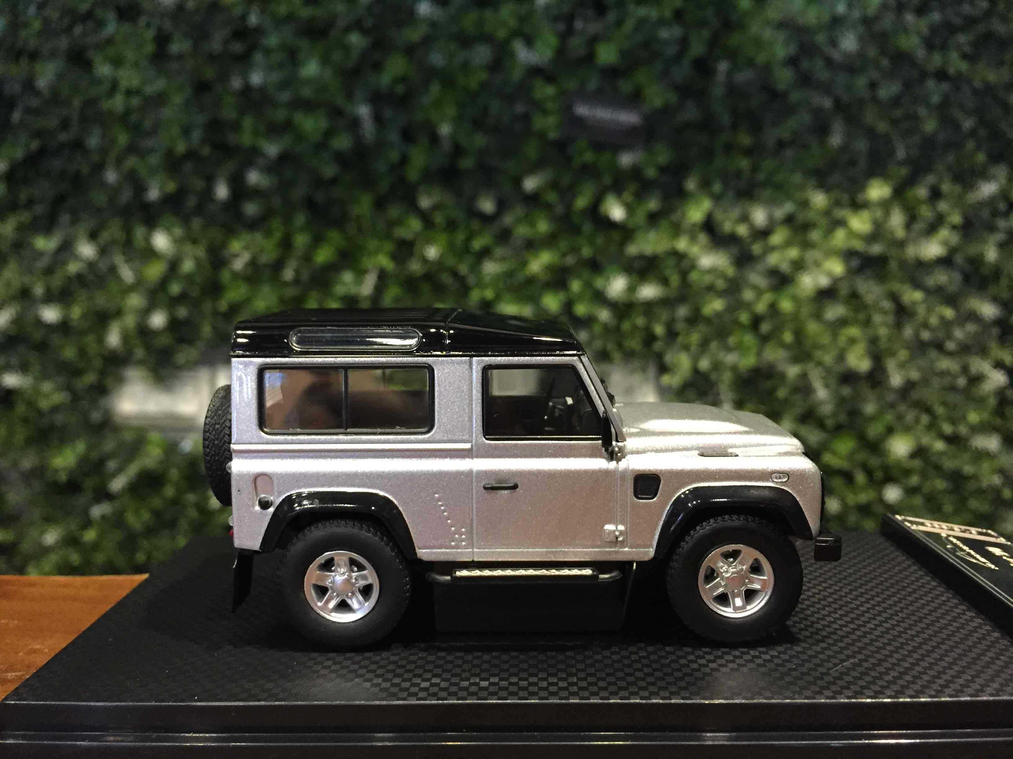 1/43 Almost Real Land Rover Defender 90 2014 410207【MGM】