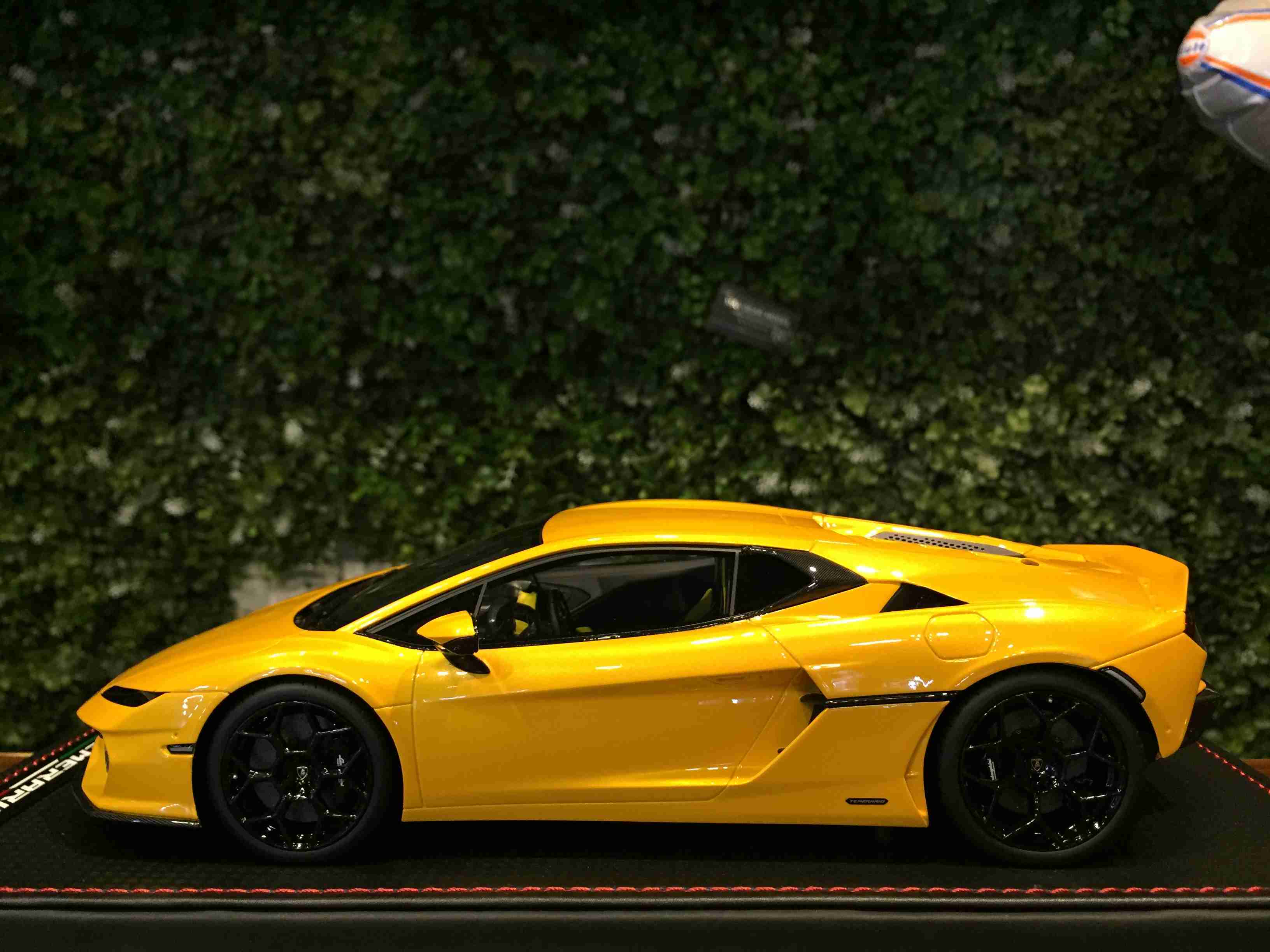 1/18 MR Lamborghini Temerario Giallo Inti LAMBO062E【MGM】