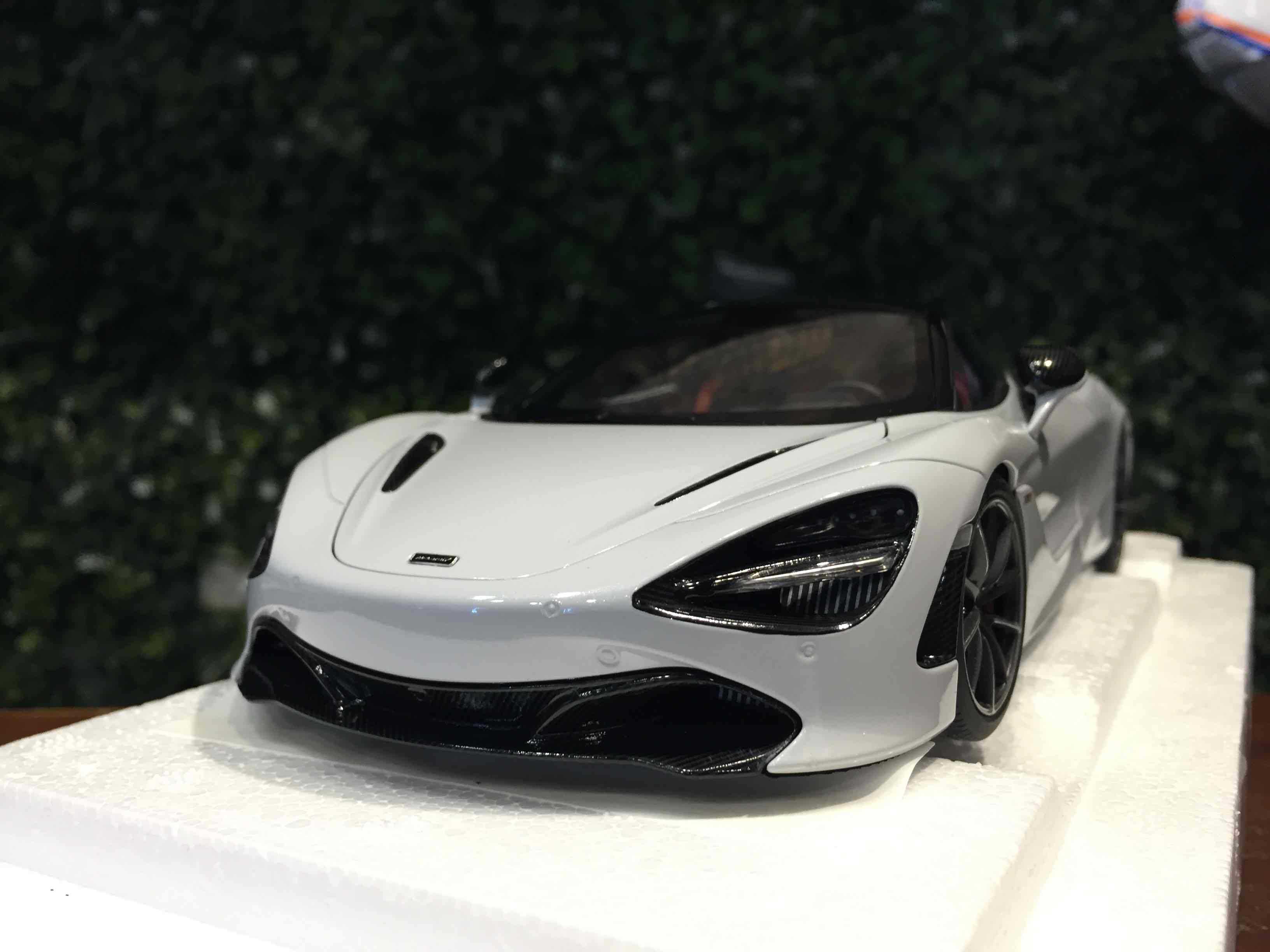 1/18 AUTOart McLaren 720S Silica White 76069【MGM】