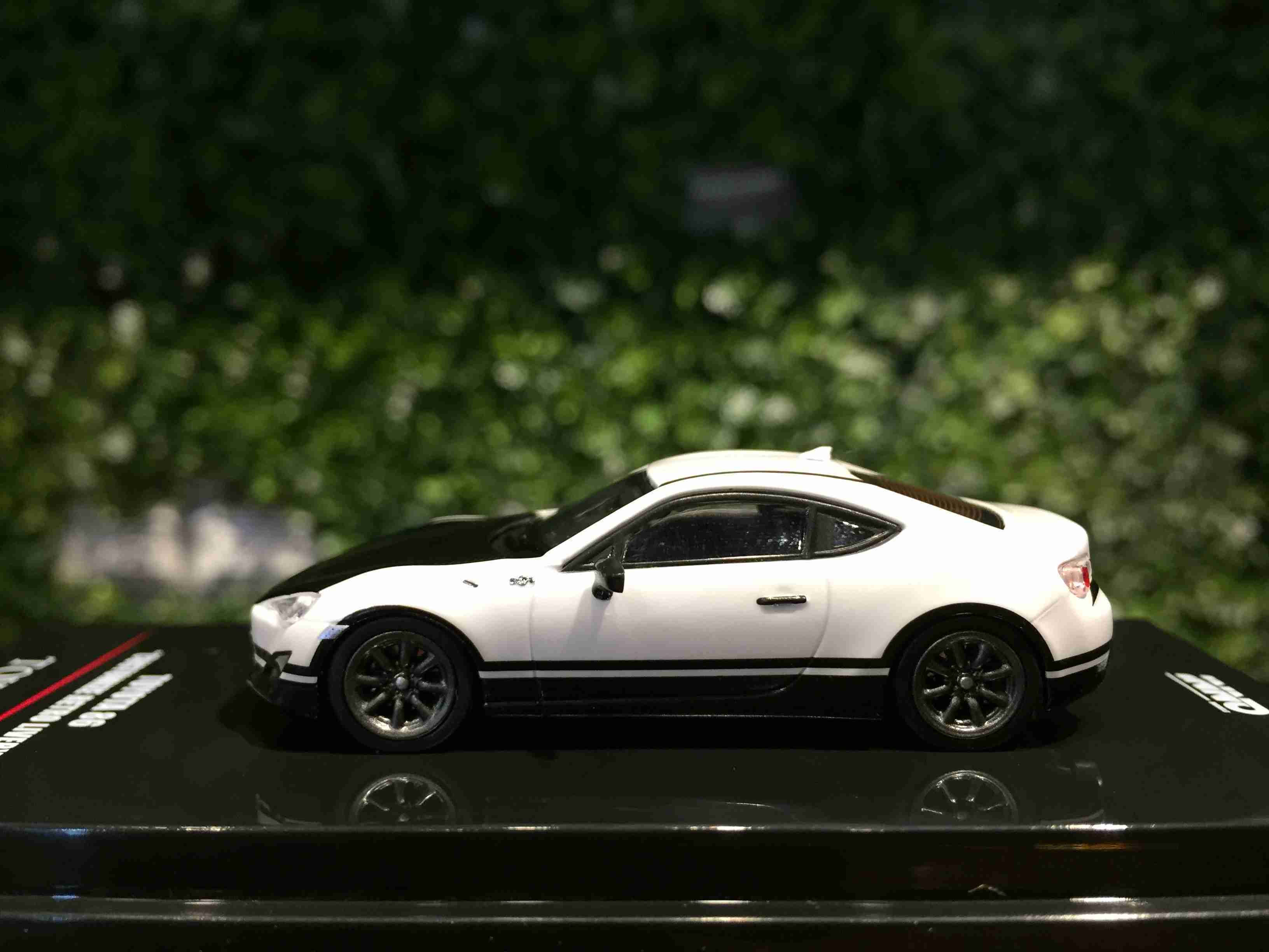 1/64 Inno64 Toyota 86 White IN64GT86CRL【MGM】
