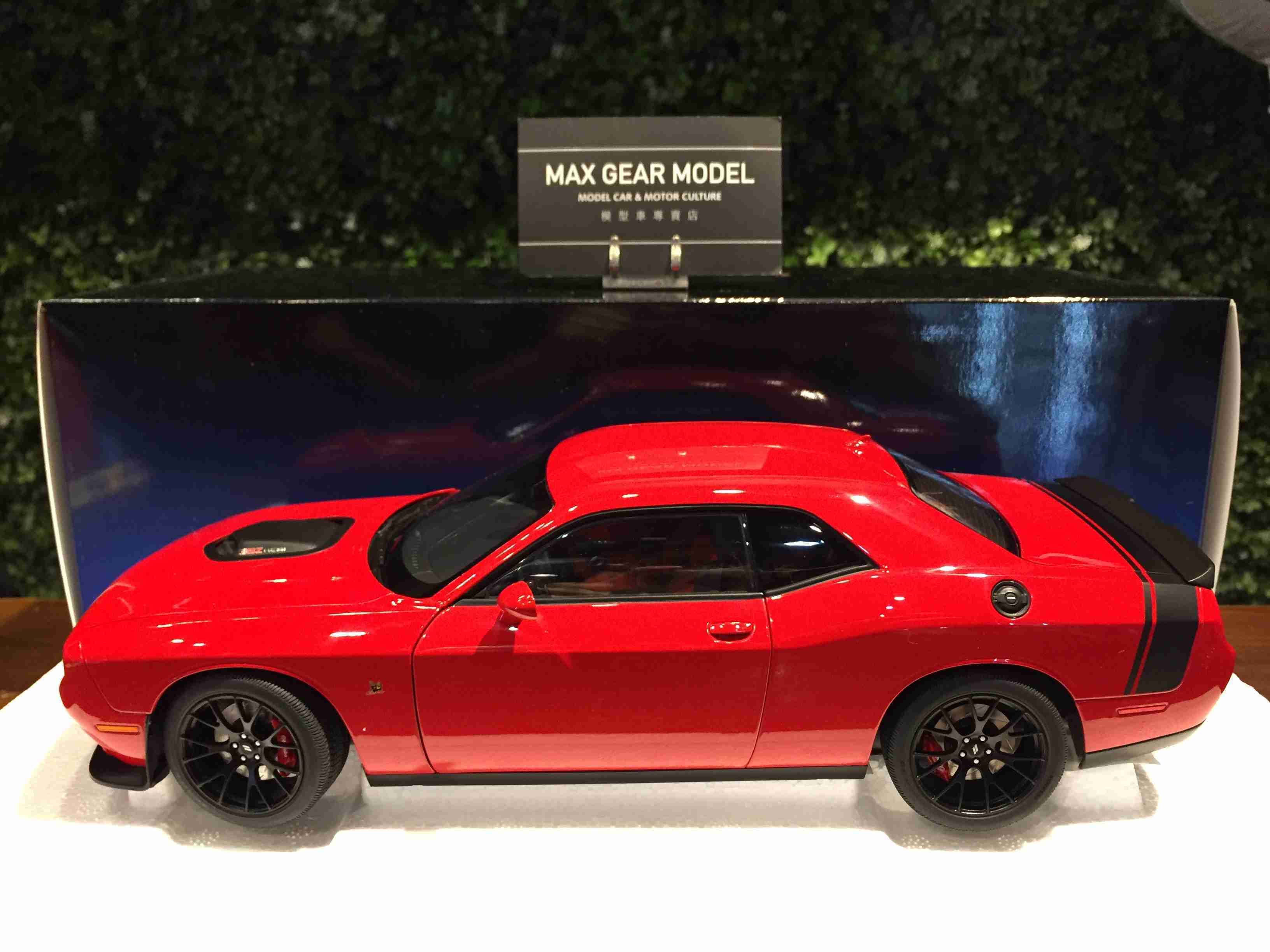 1/18 AUTOart Dodge Challenger 392 Hemi Shaker 71741【MGM】