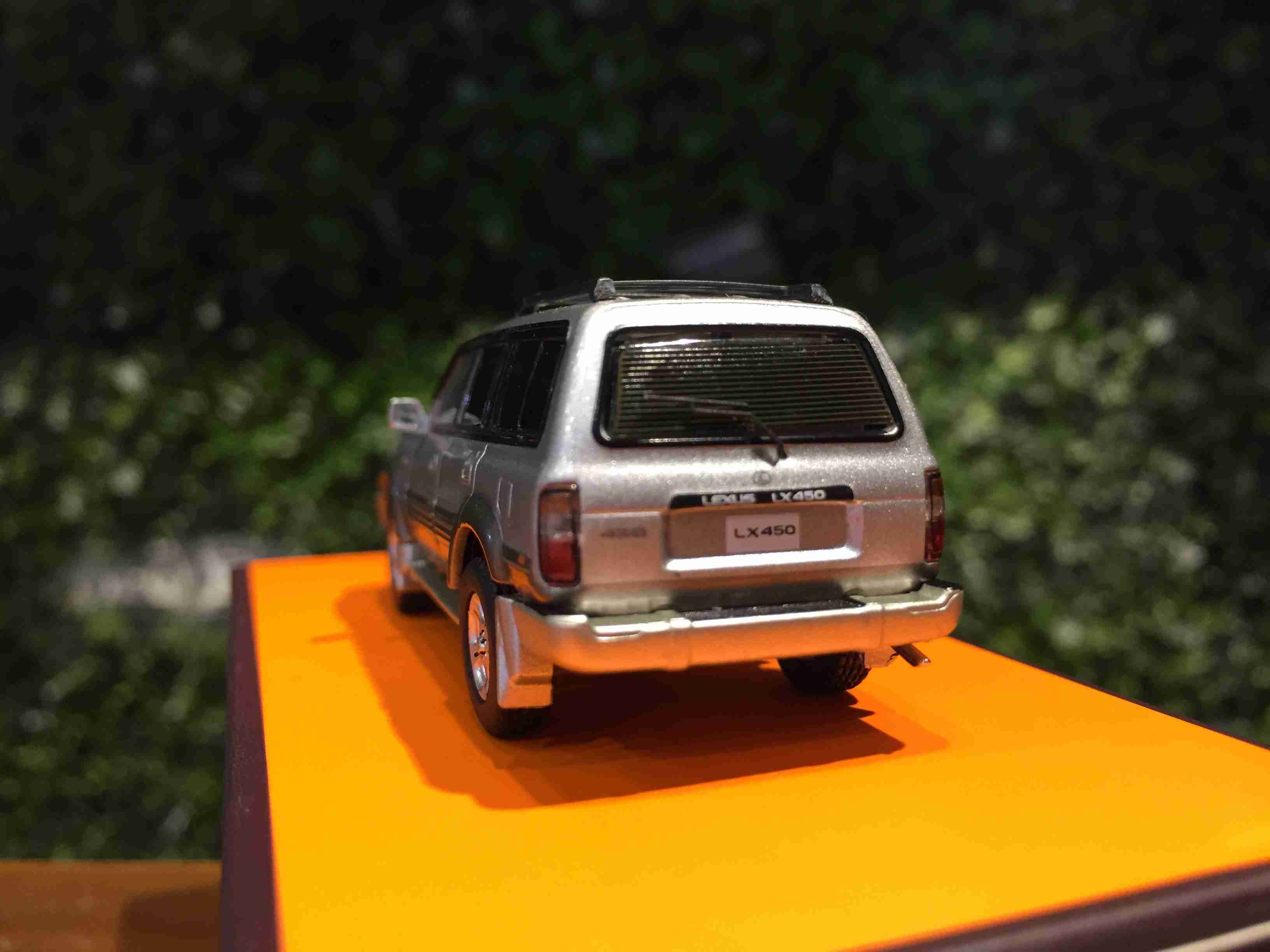 1/64 GCD Lexus LX570 Silver KS04084【MGM】