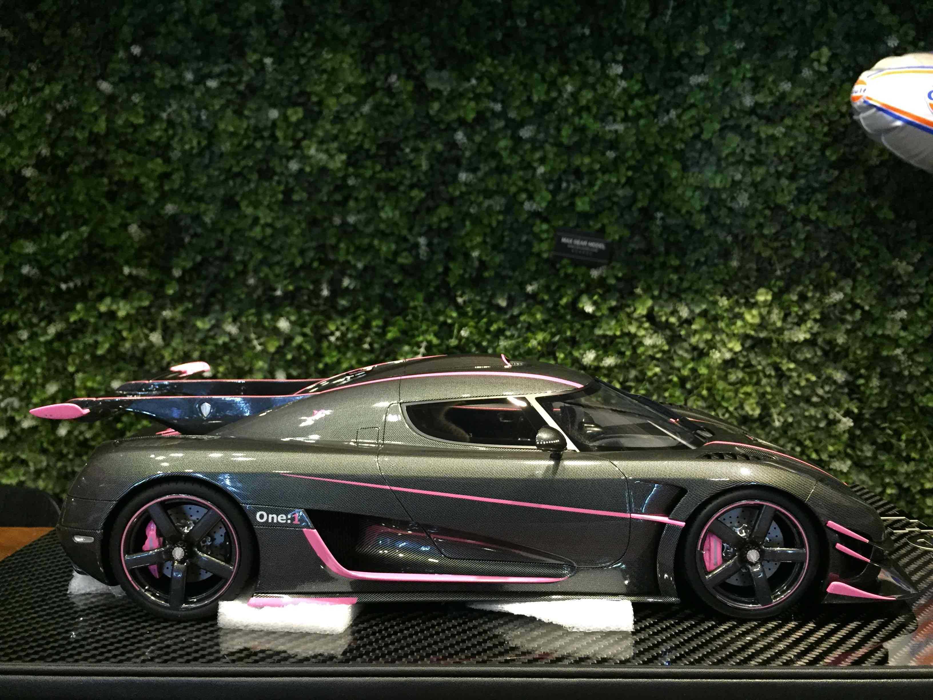 1/12 FrontiArt Koenigsegg One 1 Carbon Pink F088-55【MGM】