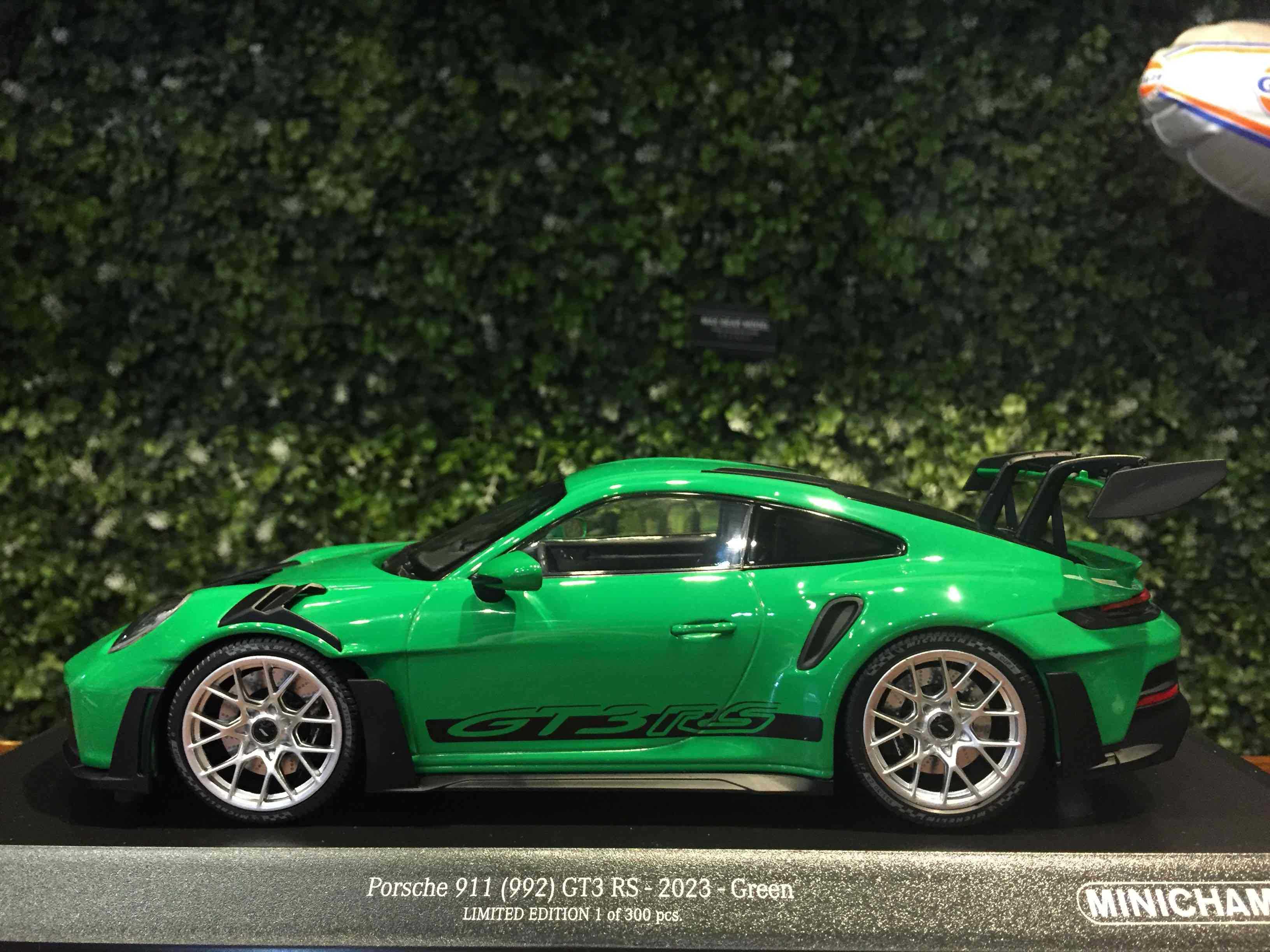 1/18 Minichamps Porsche 911 (992) GT3 RS 2023 153062235【MGM】