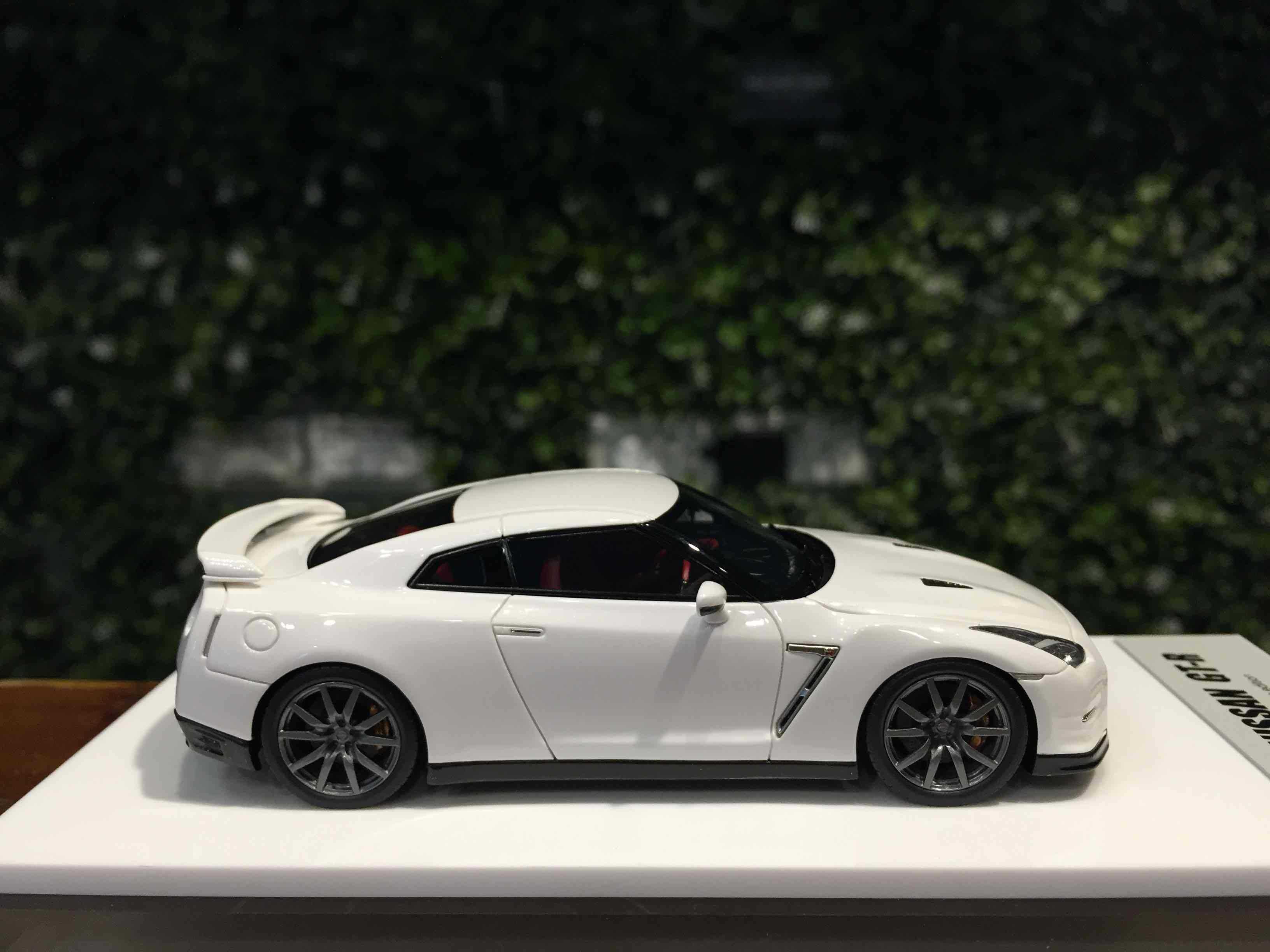 1/43 MakeUp Nissan GT-R R35 2014 Premium Edition EM414B【MGM】