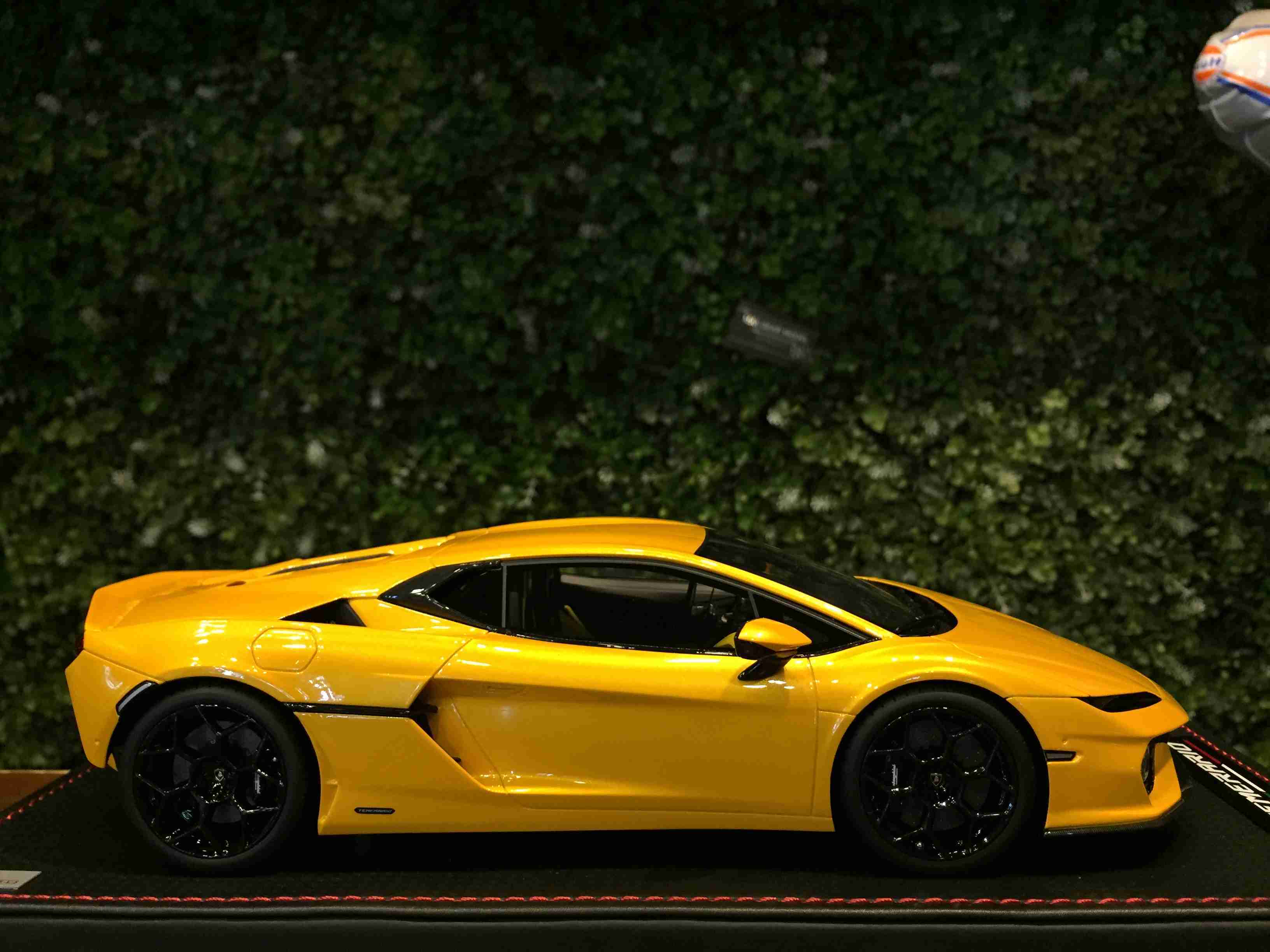 1/18 MR Lamborghini Temerario Giallo Inti LAMBO062E【MGM】