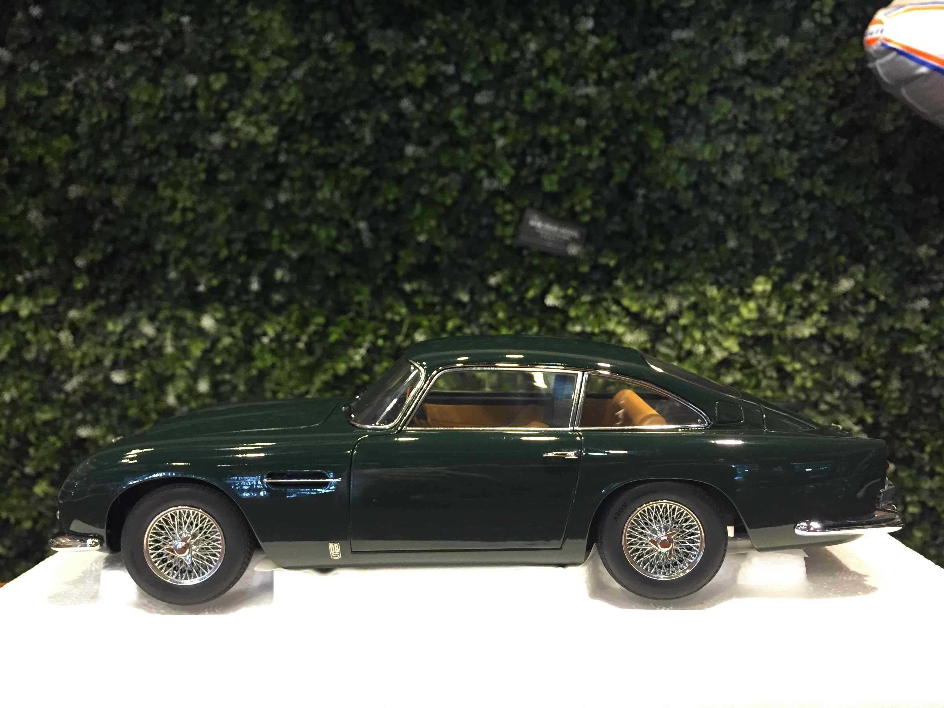 1/18 AUTOart Aston Martin DB5 BritishRacing Green 70286【MGM】
