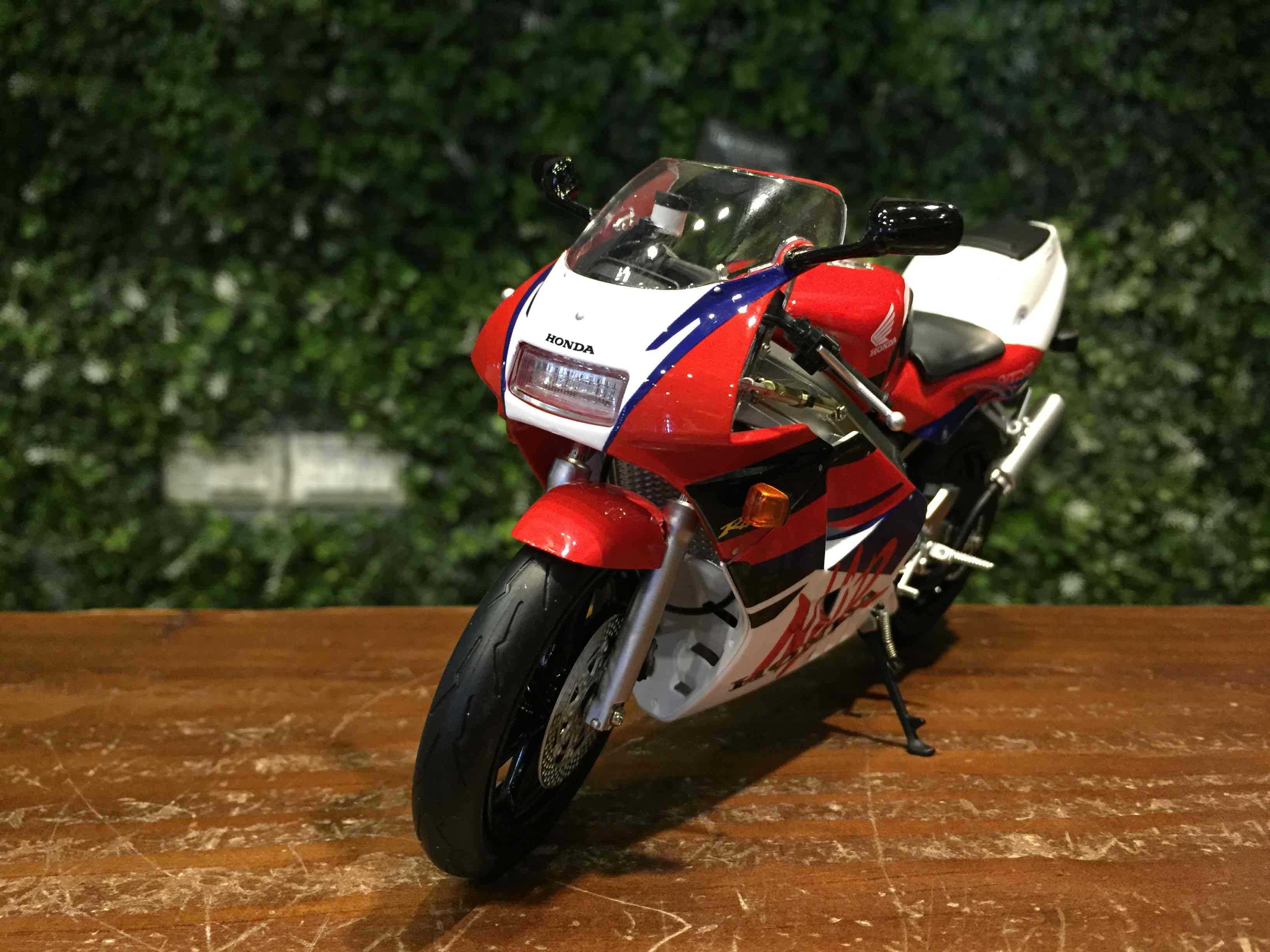 1/12 LCD Models Honda NSR250R SP Red LCDM03RE【MGM】 - Max
