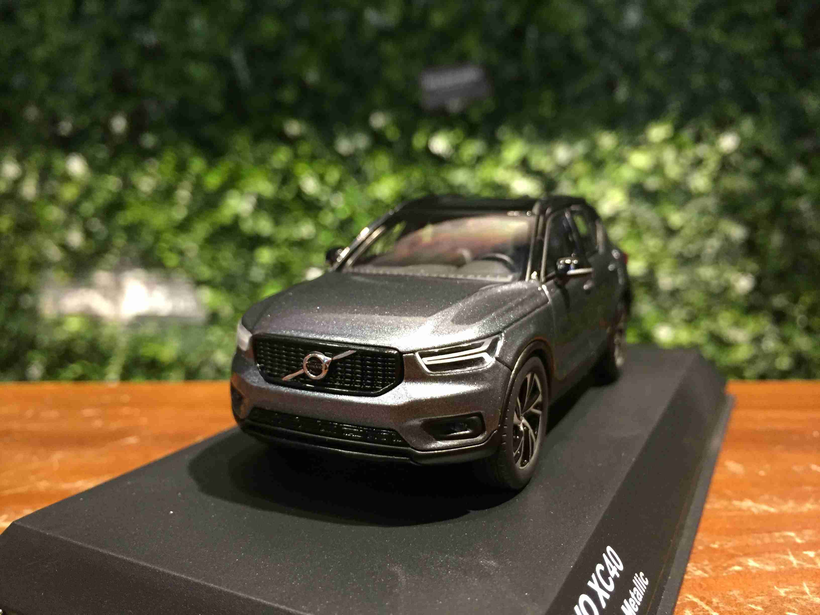 1/43 Kyosho Volvo XC40 Osmium Grey 03673GR【MGM】