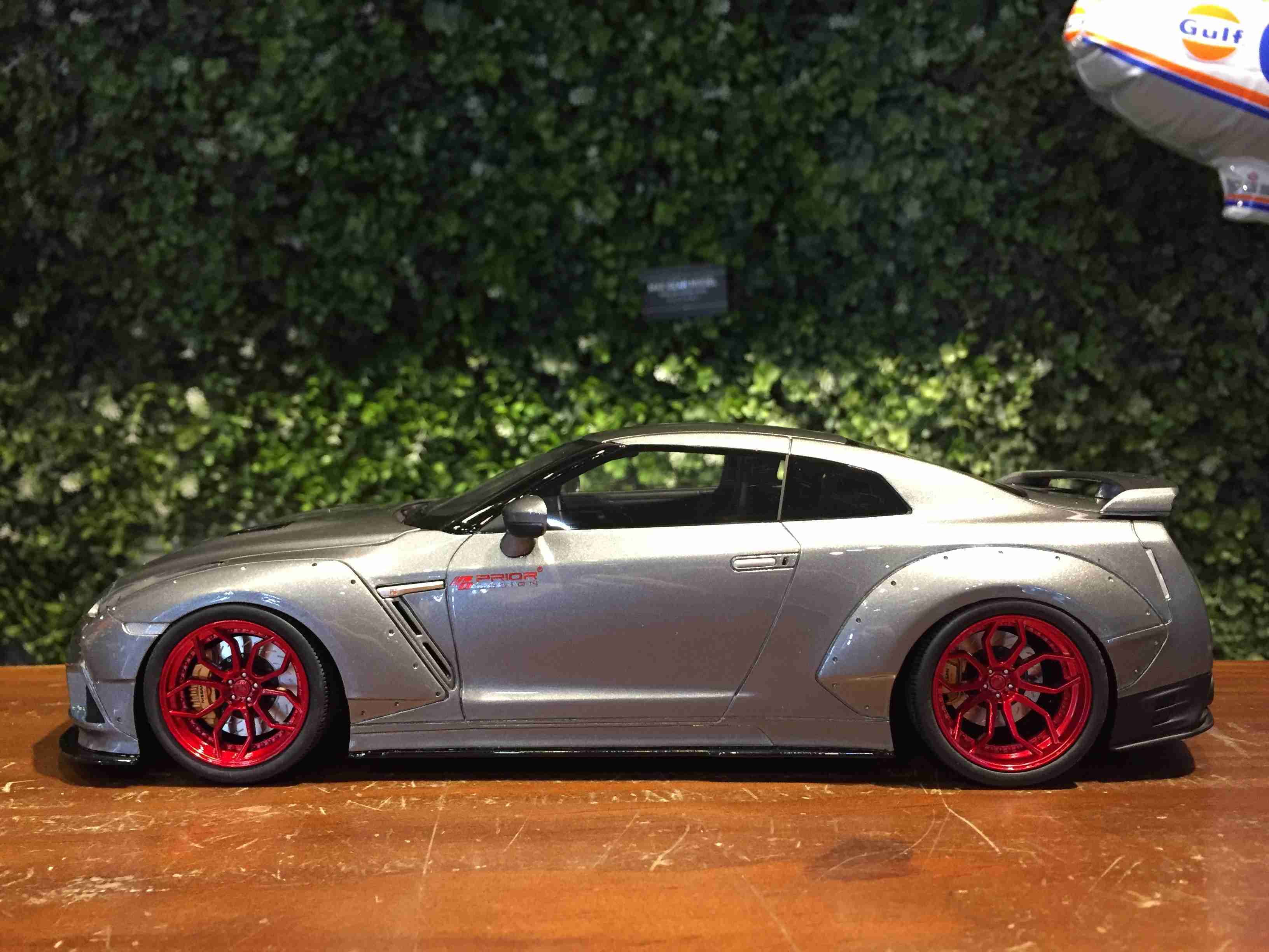 通販激安】 GTスピリット1/18ニッサンGT-R(R35)PRIOR DESIGNカスタム