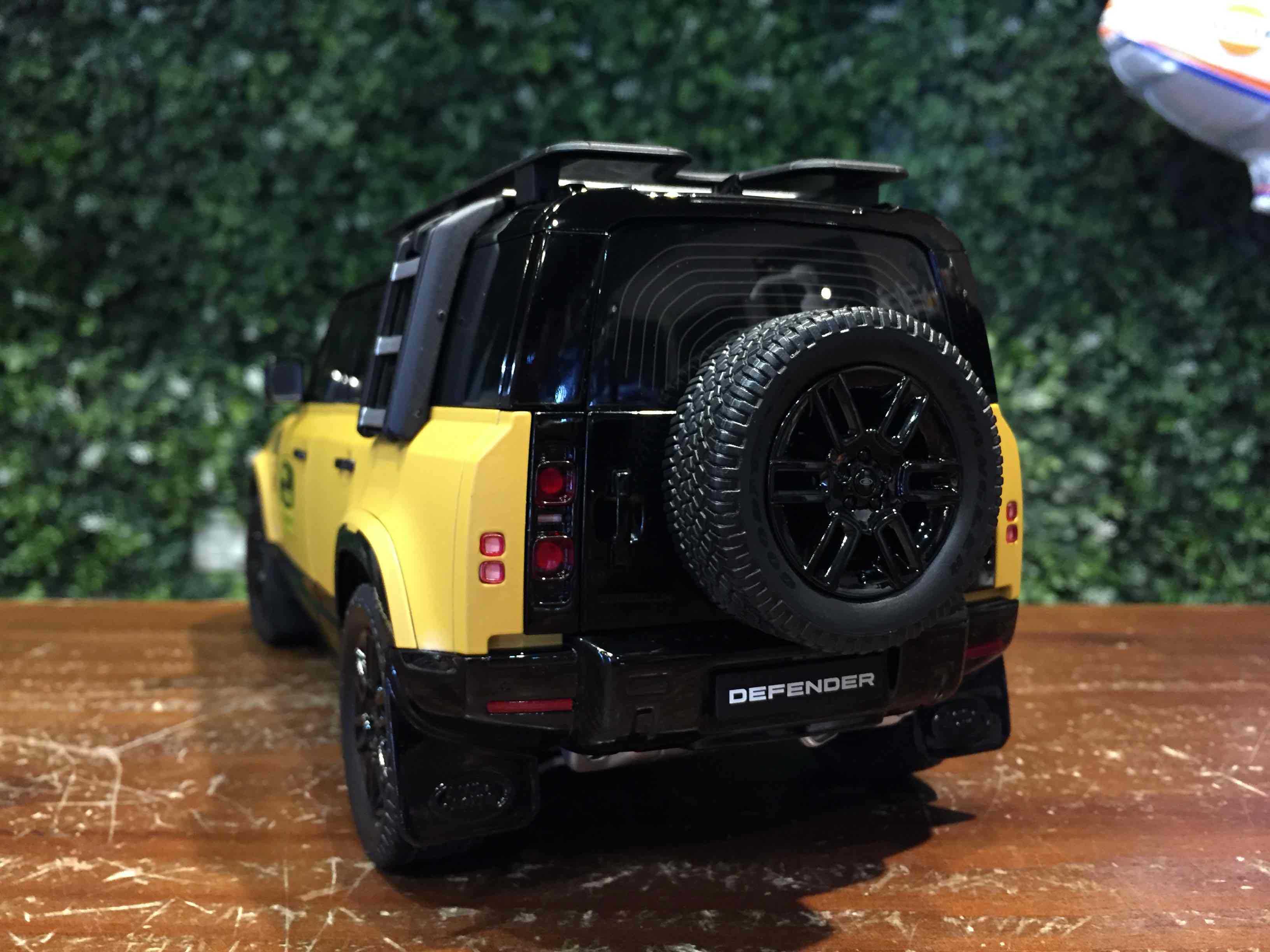 1/18 Almost Real Land Rover Defender 110 Trophy 810810【MGM】