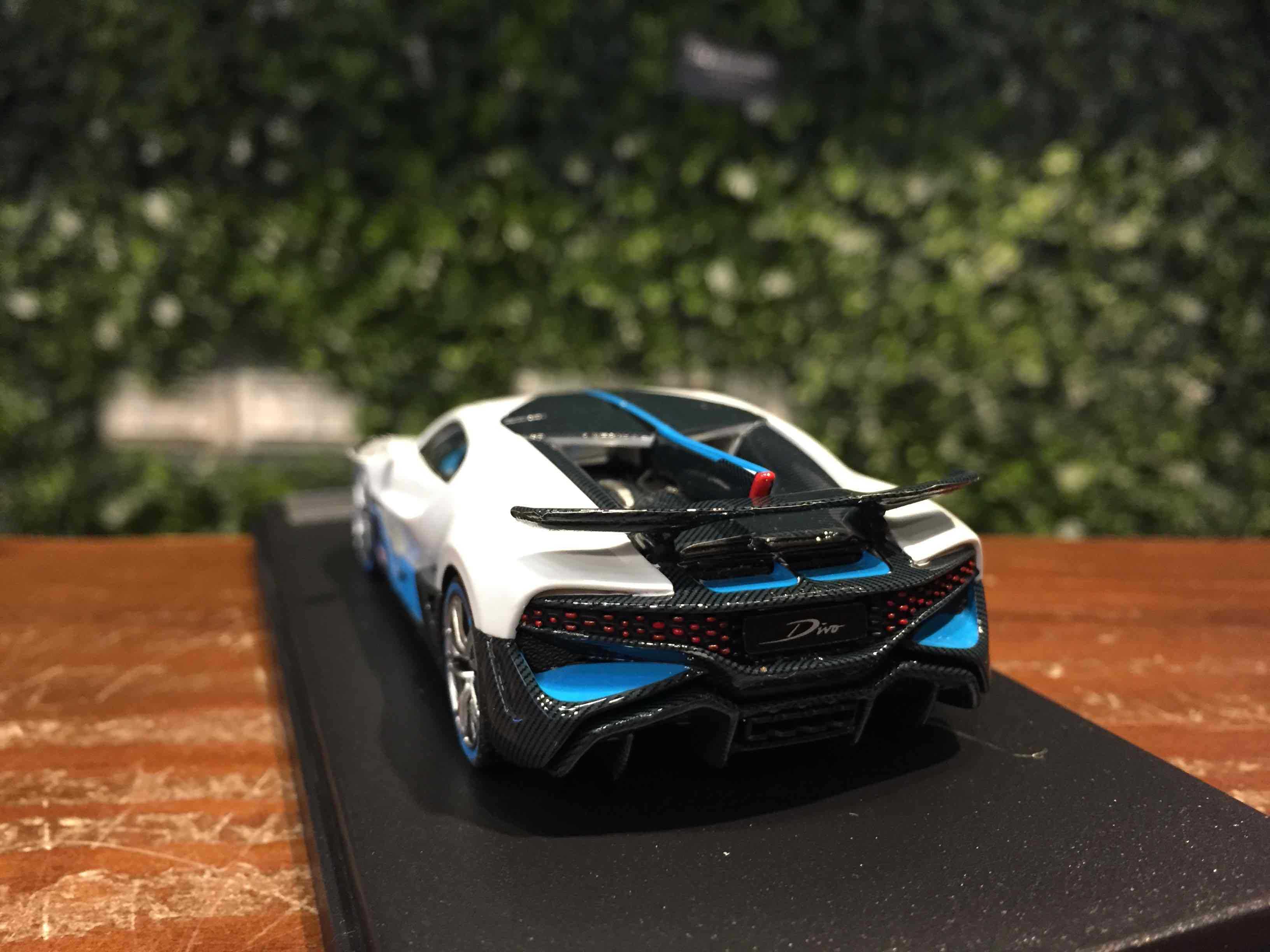 1/43 LookSmart Bugatti Divo Quartz White Glossy LS497B【MGM】