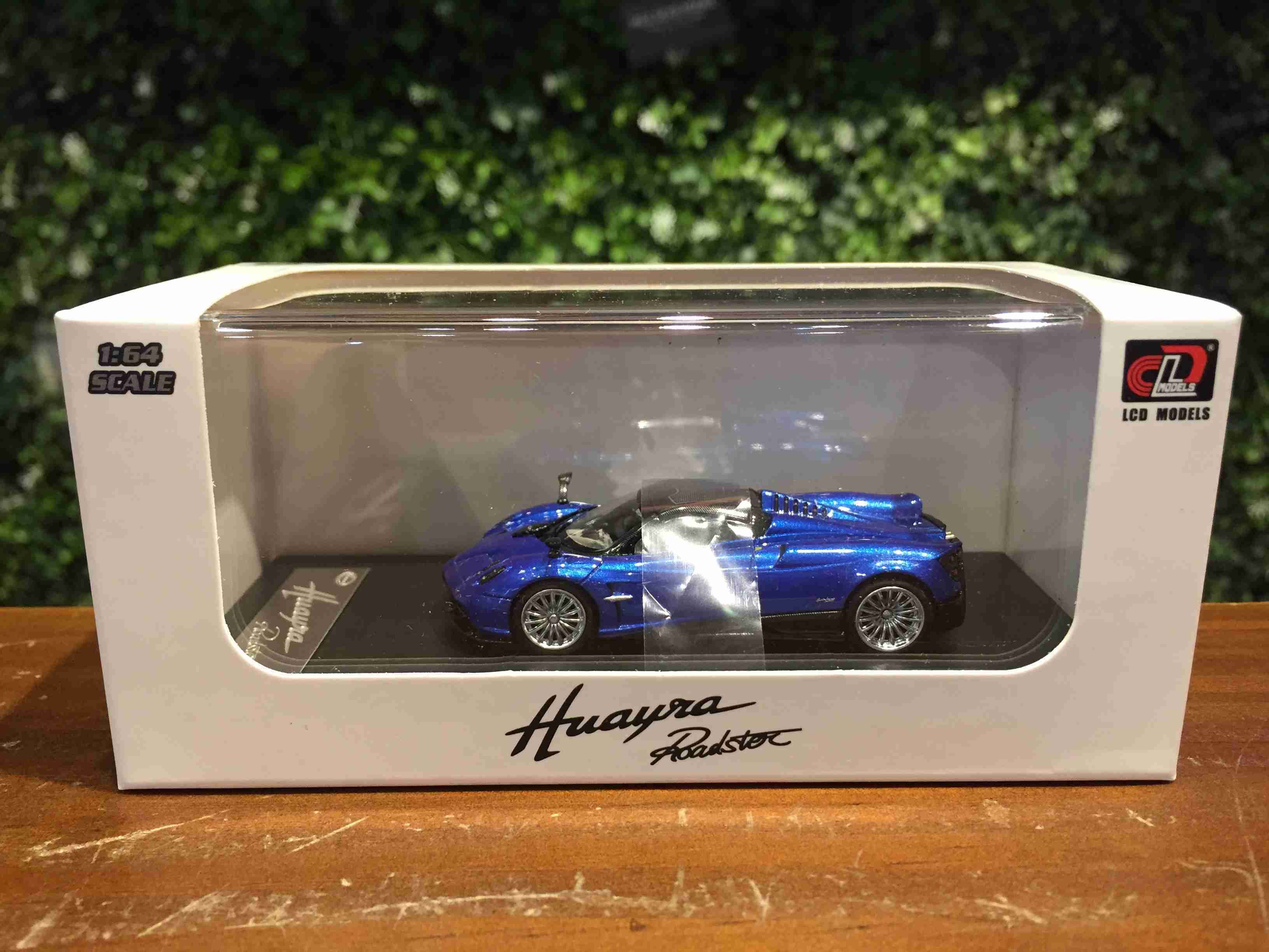 1/64 LCD Models Pagani Huayra Roadster Blue LCD64015BU【MGM】