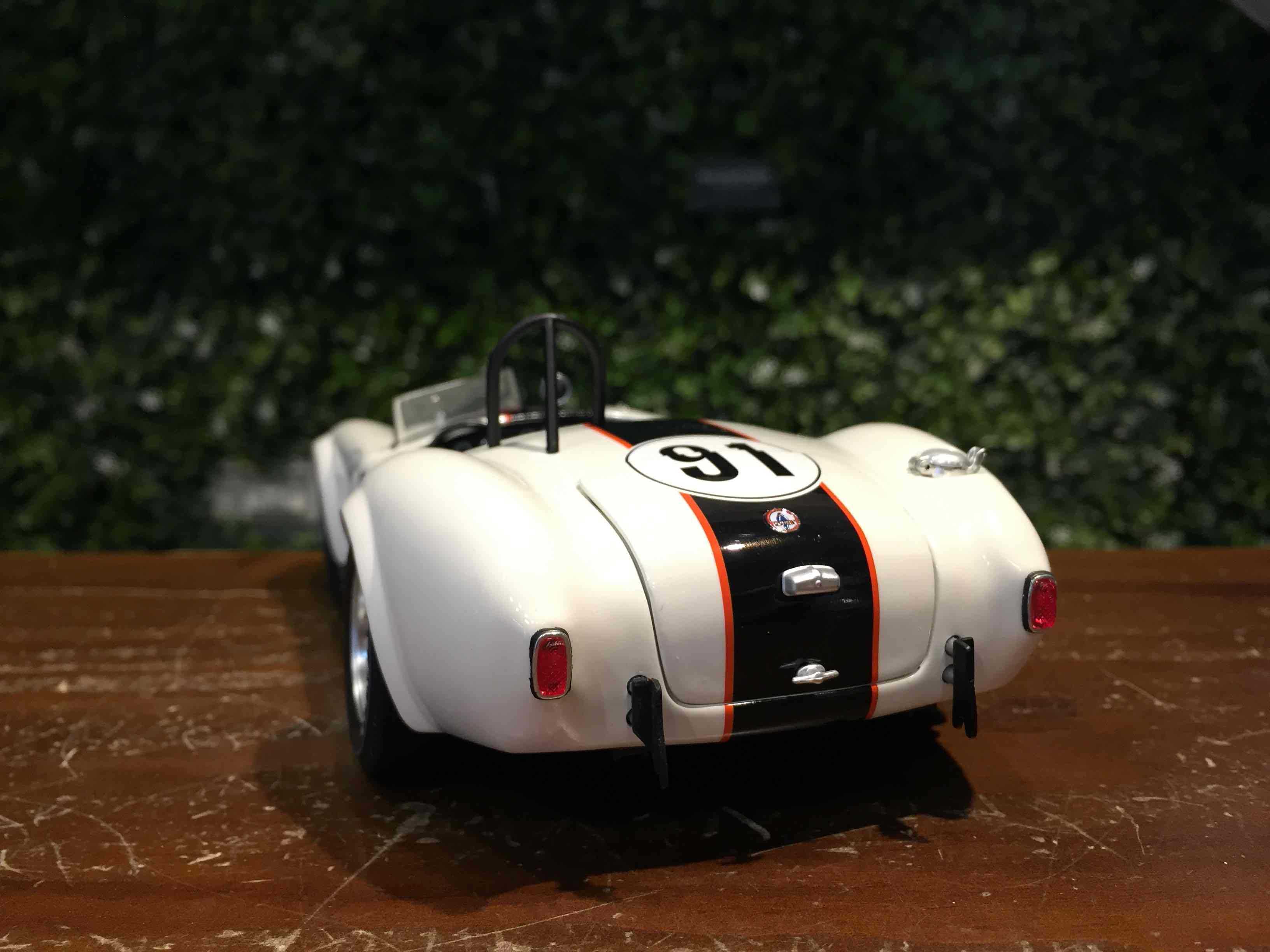 1/18 Kyosho Shelby Cobra 427 S/C Essex White 08047EW【MGM】