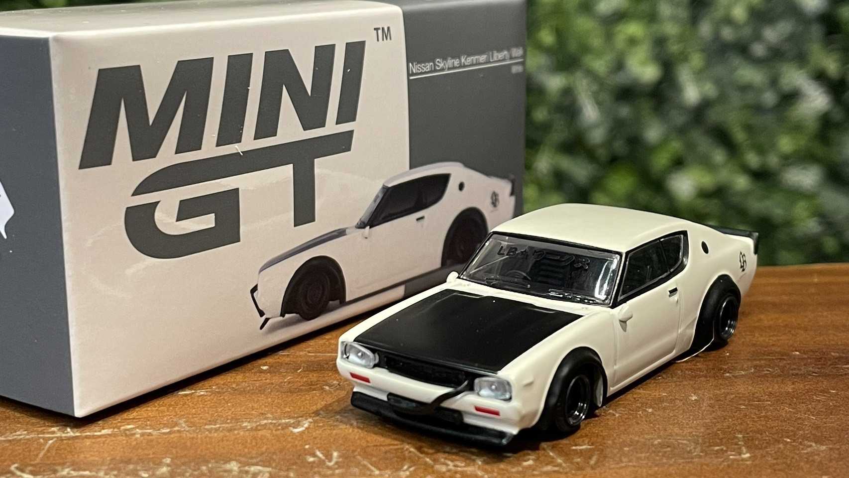 1/64 MiniGT LBWK Nissan Skyline KPGC110 MGT00702R【MGM】