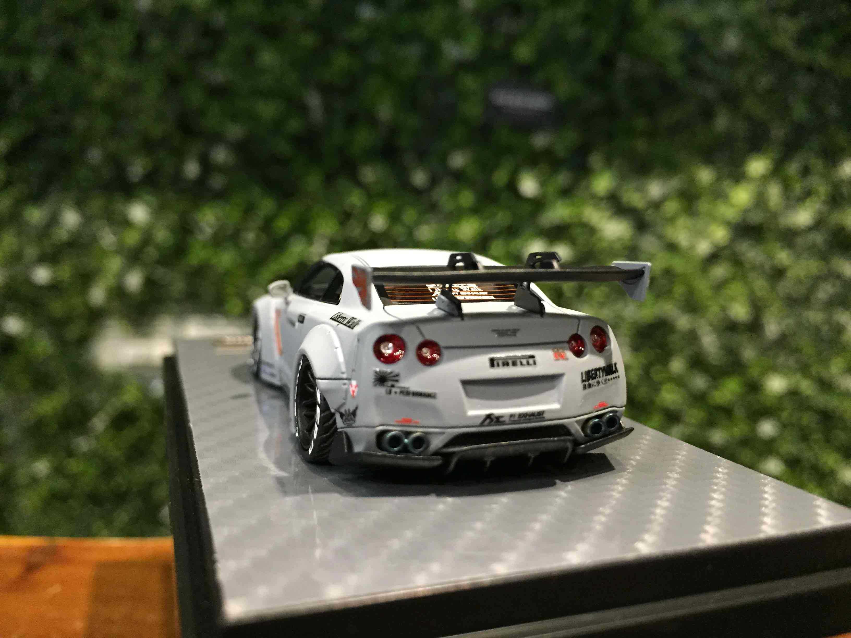 1/64 YM-Model LBWK Nissan GT-R (R35) Fighter Grey【MGM】 - Max Gear Model ...