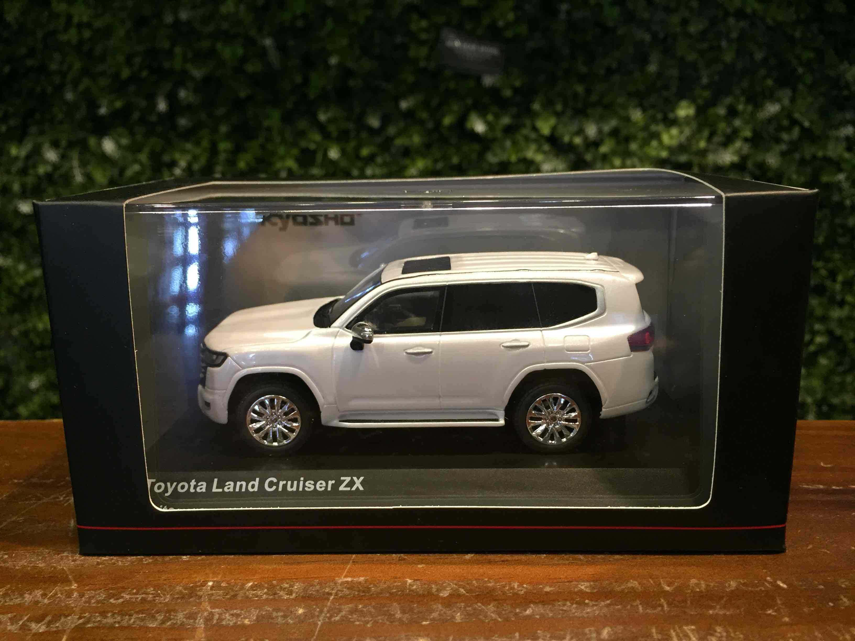 1/43 Kyosho Toyota Land Cruiser ZX White KSR43119W【MGM】