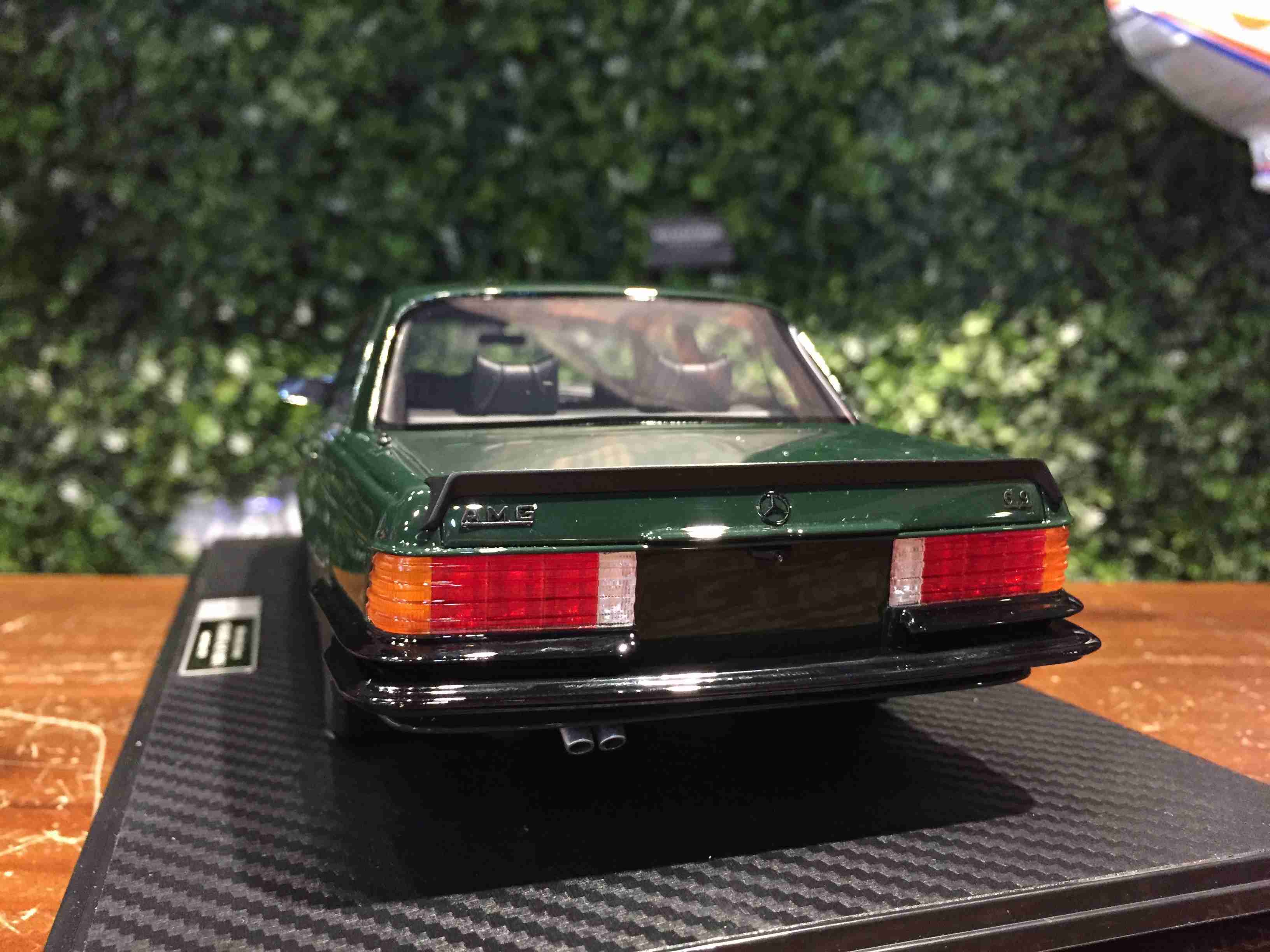 1/18 IVY Mercedes-Benz 450 SEL 6.9 AMG Green IM1803E【MGM】