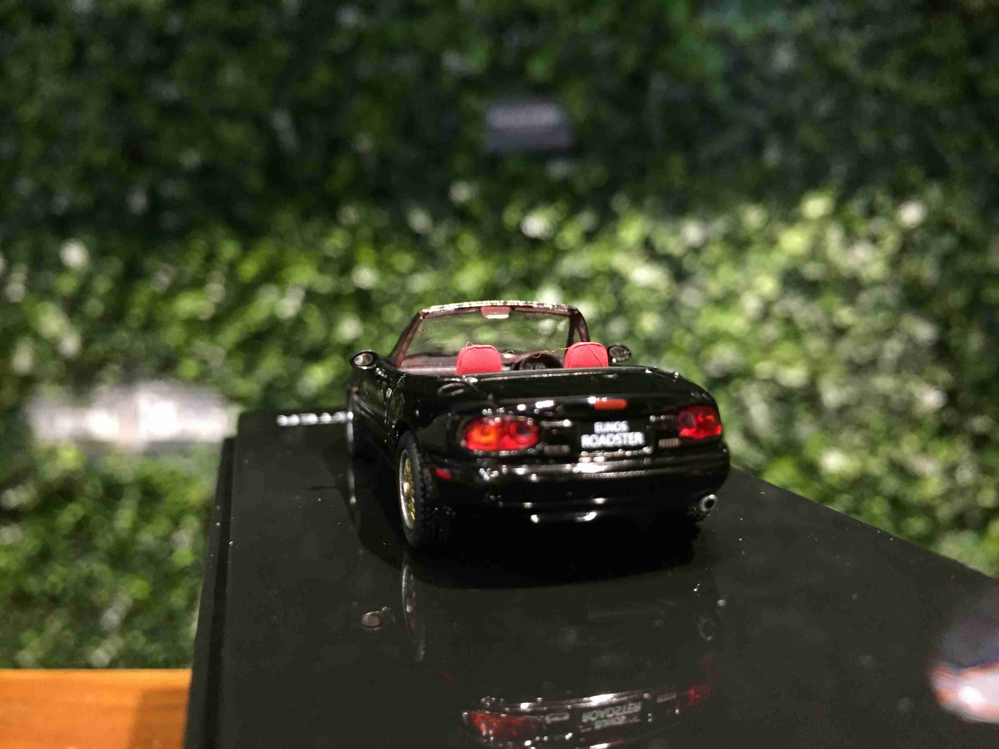 1/64 HobbyJapan Eunos Roadster MX-5 HJ641025DBK【MGM】