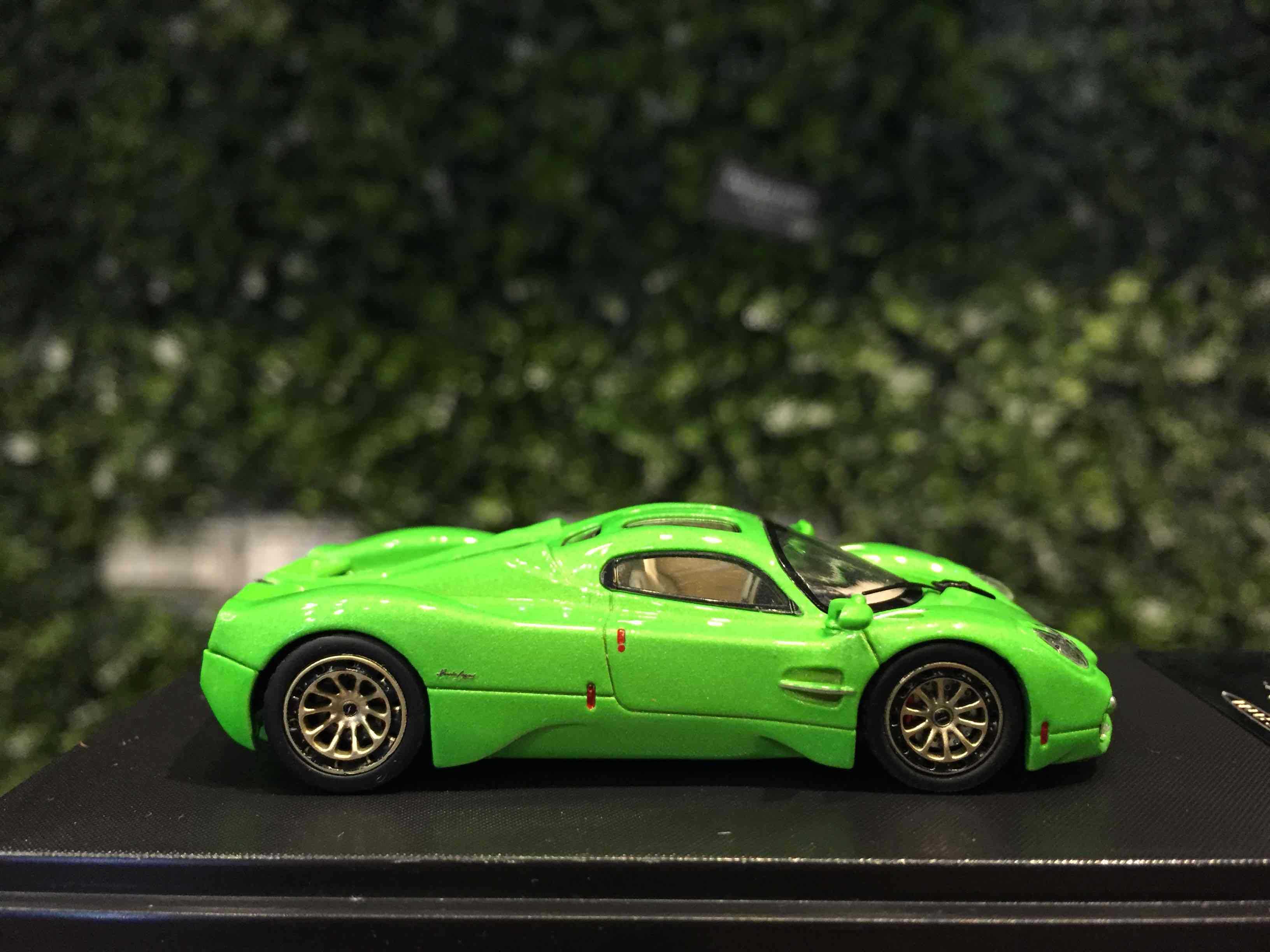 1/64 RhinoModel Pagani Utopia Blue【MGM】