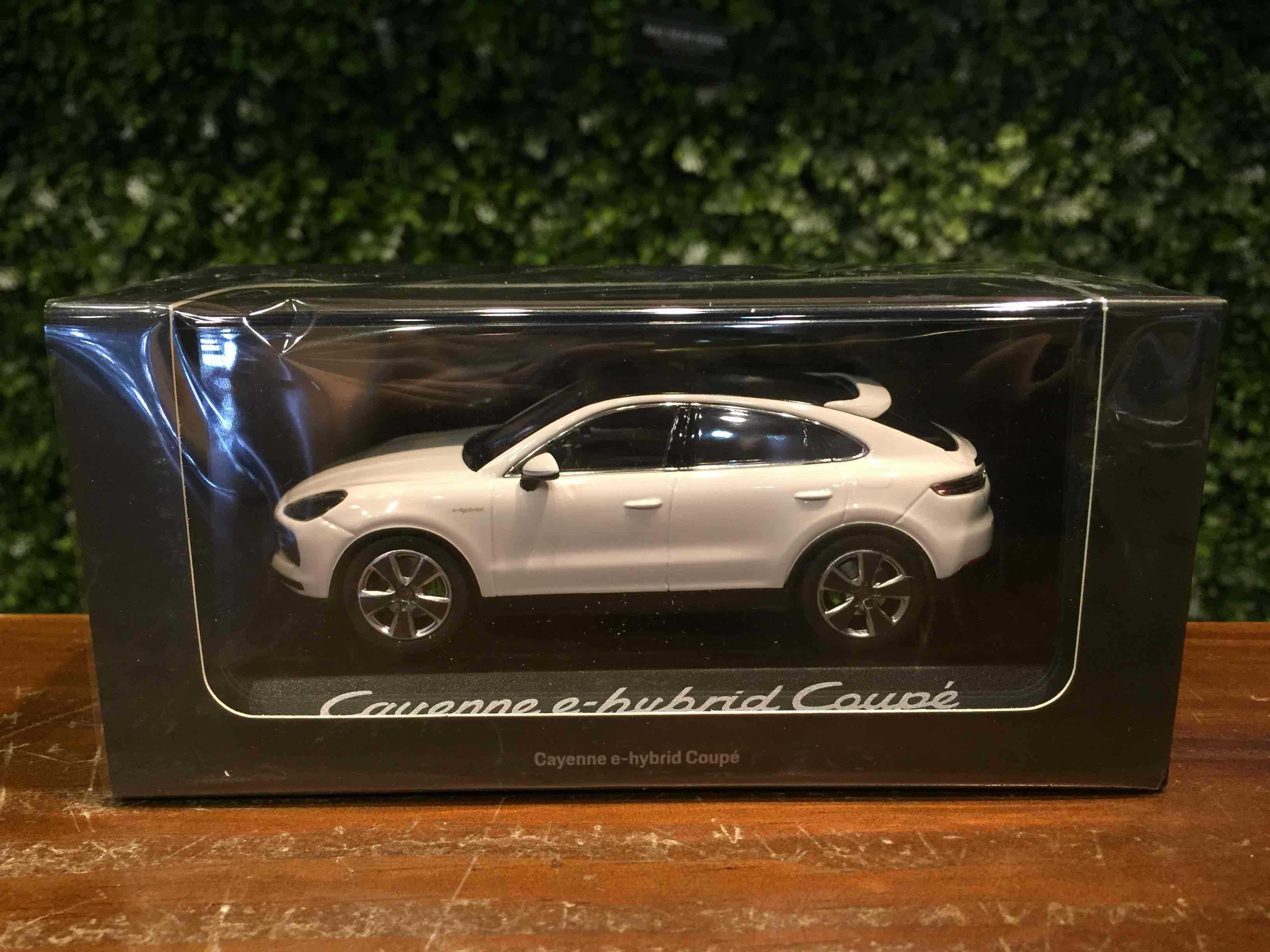 1/43 Norev Porsche Cayenne e-hybrid Coupe WAP0203170K【MGM】