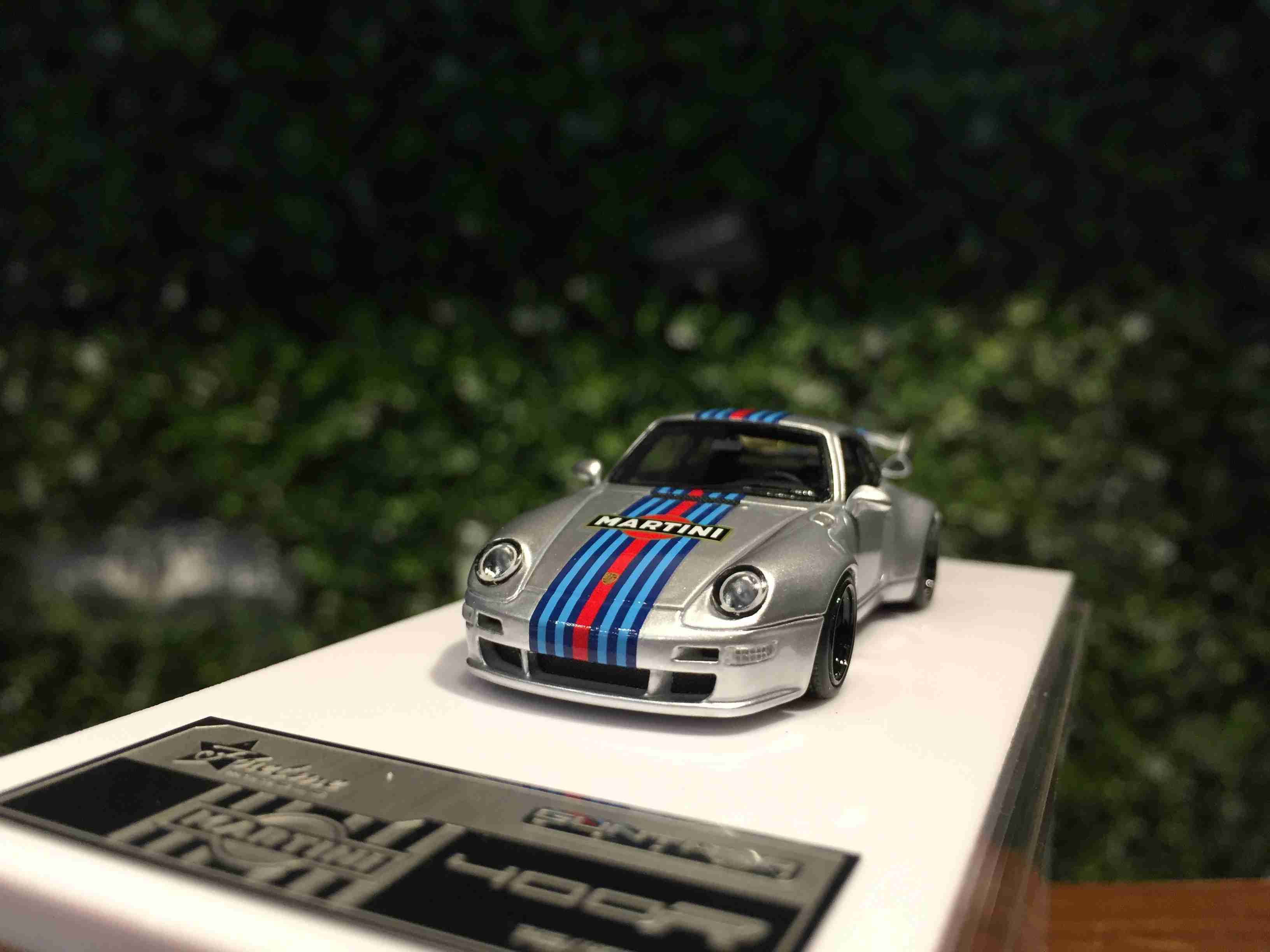 1/64 FuelMe Gunther Werks 400R Porsche 993 FM64005PGF【MGM】