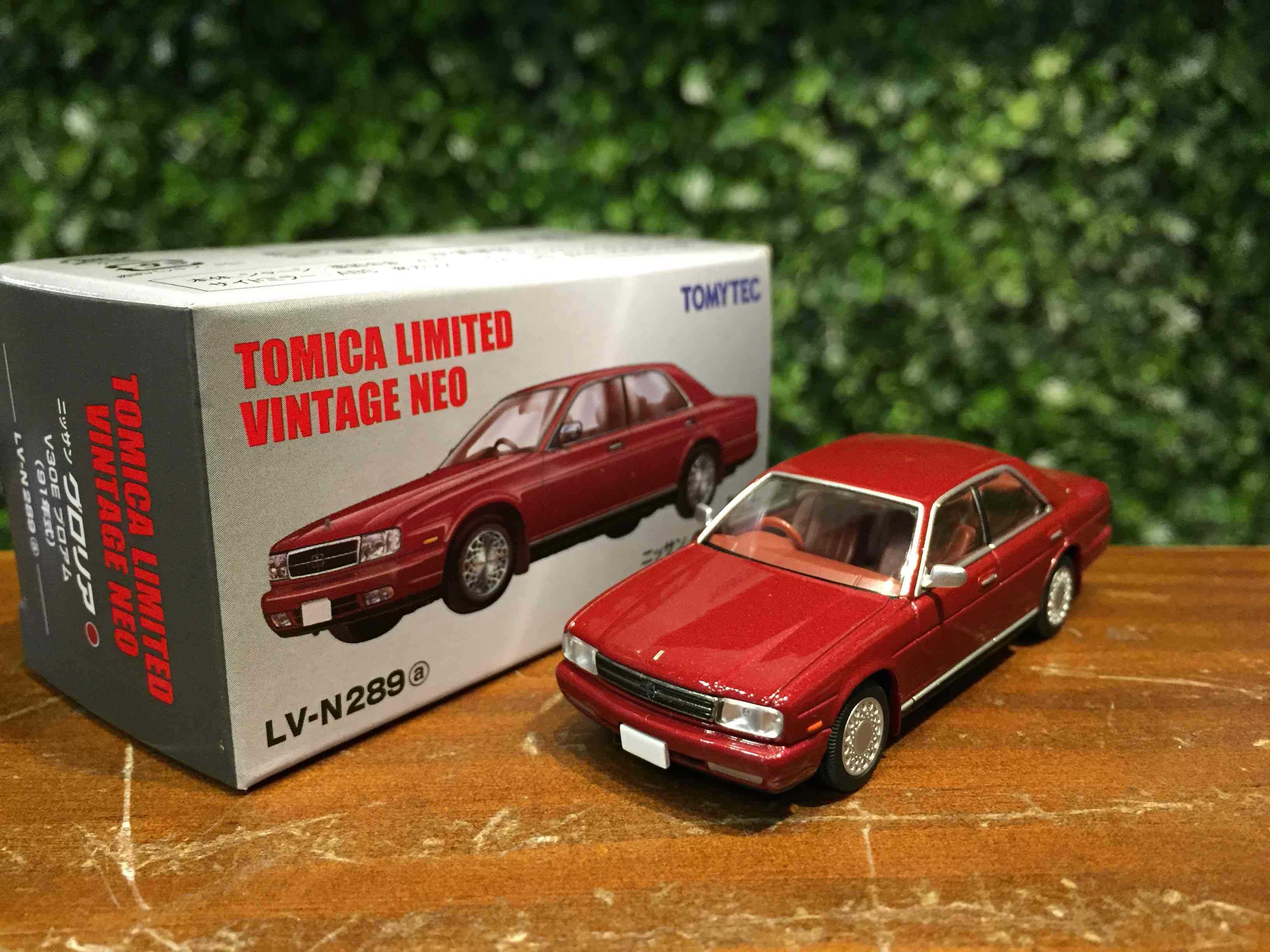 1/64 Tomica Nissan Gloria V30E Brougham Red LV-N289a【MGM】