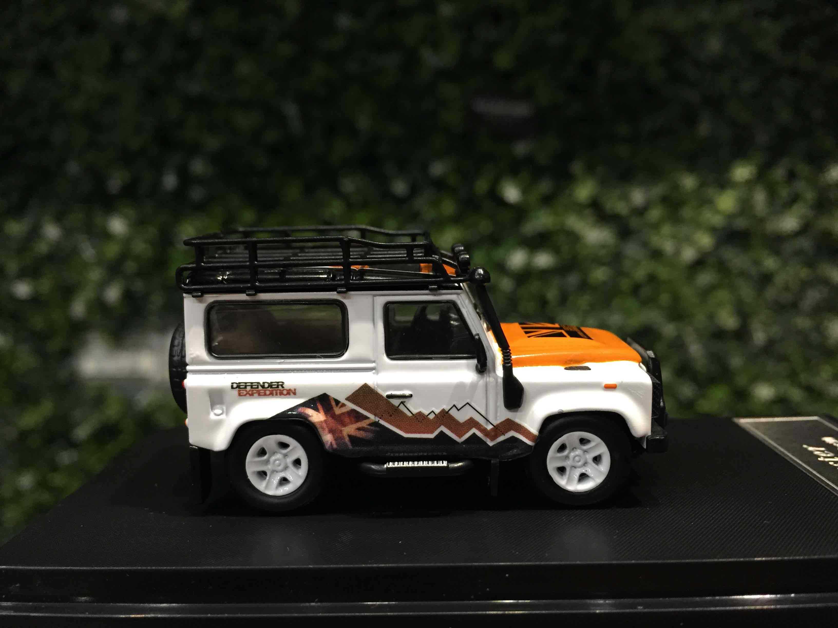 1/64 Master Land Rover Defender 90 YL/WH【MGM】