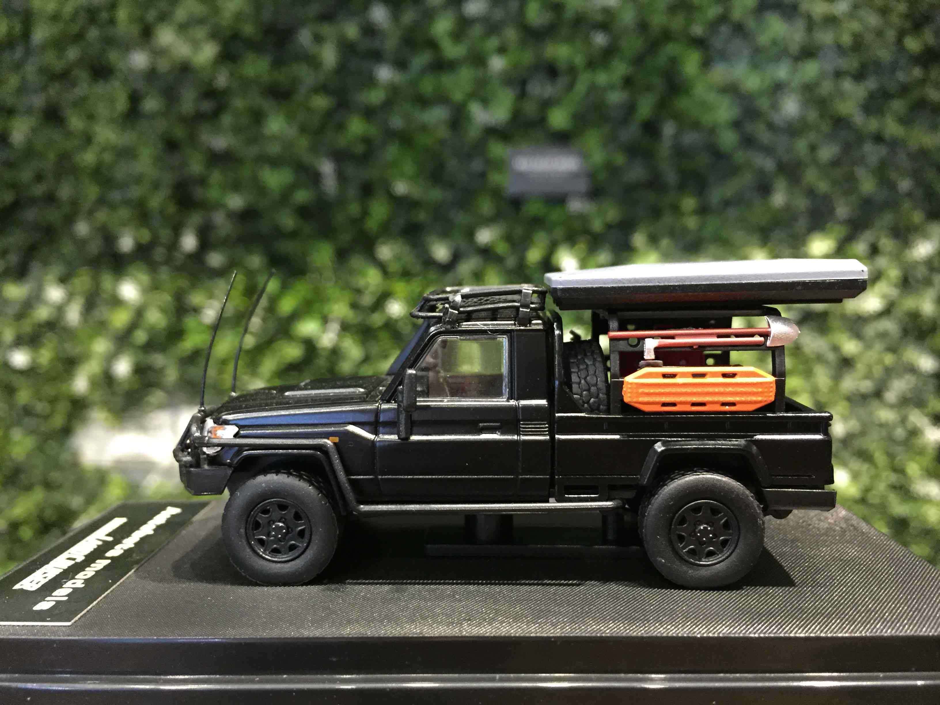 1/64 AutoBots Toyota Land Cruiser LC79 Black【MGM】