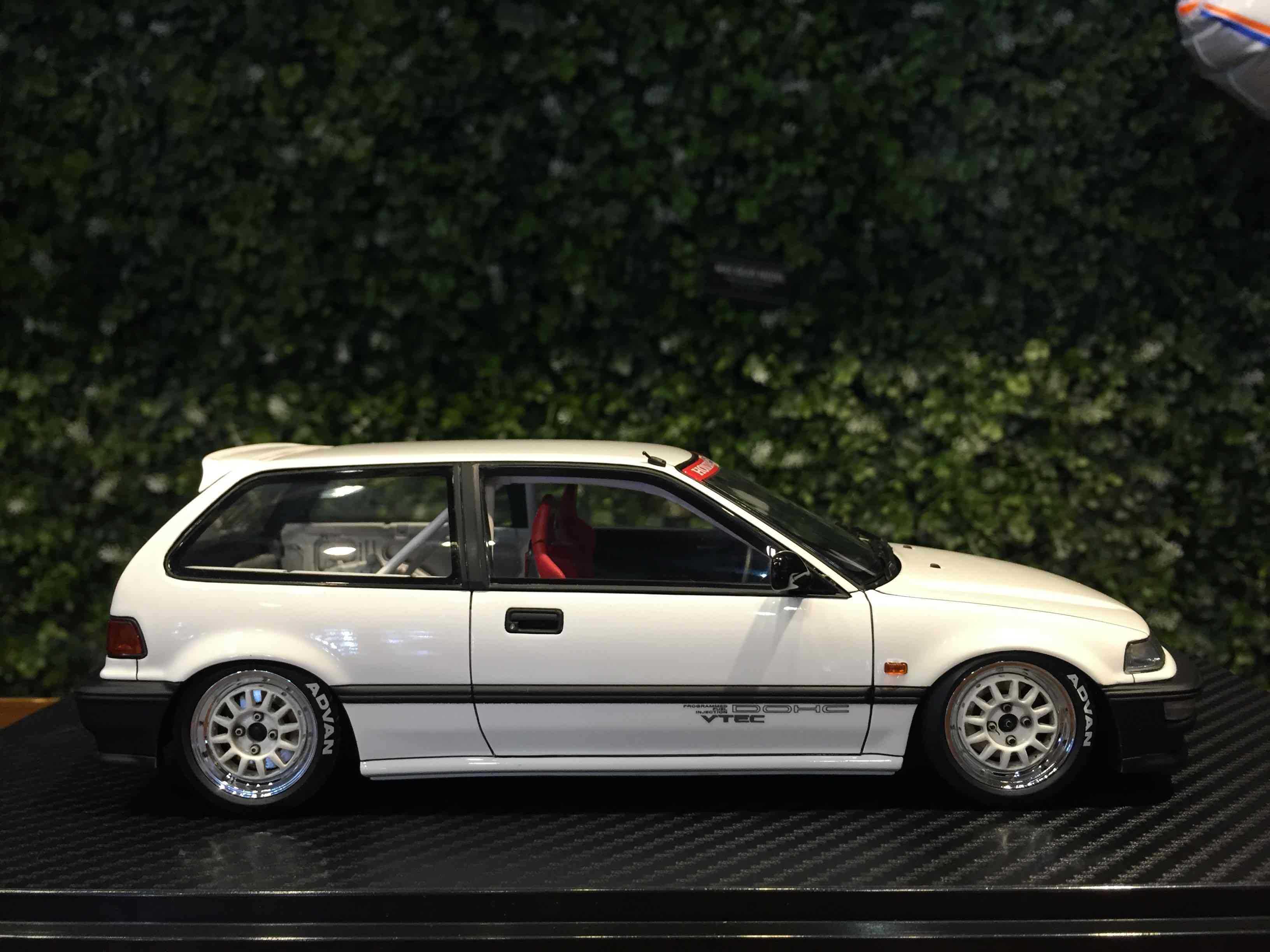 1/18 Ignition Honda Civic (EF9) SiR White IG3126【MGM】