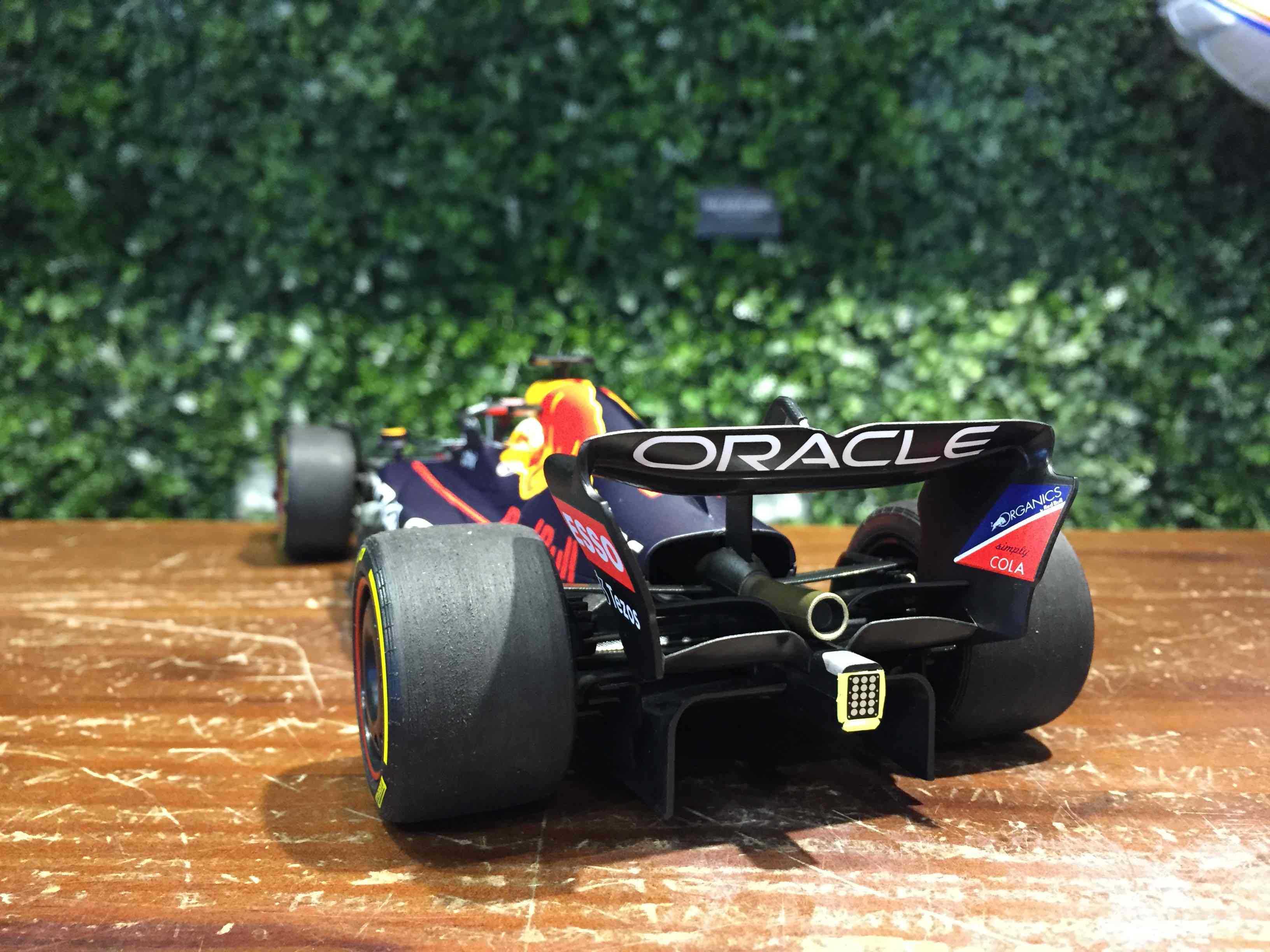1/18 Minichamps Red Bull RB18 Max.V Winner 110220001【MGM】