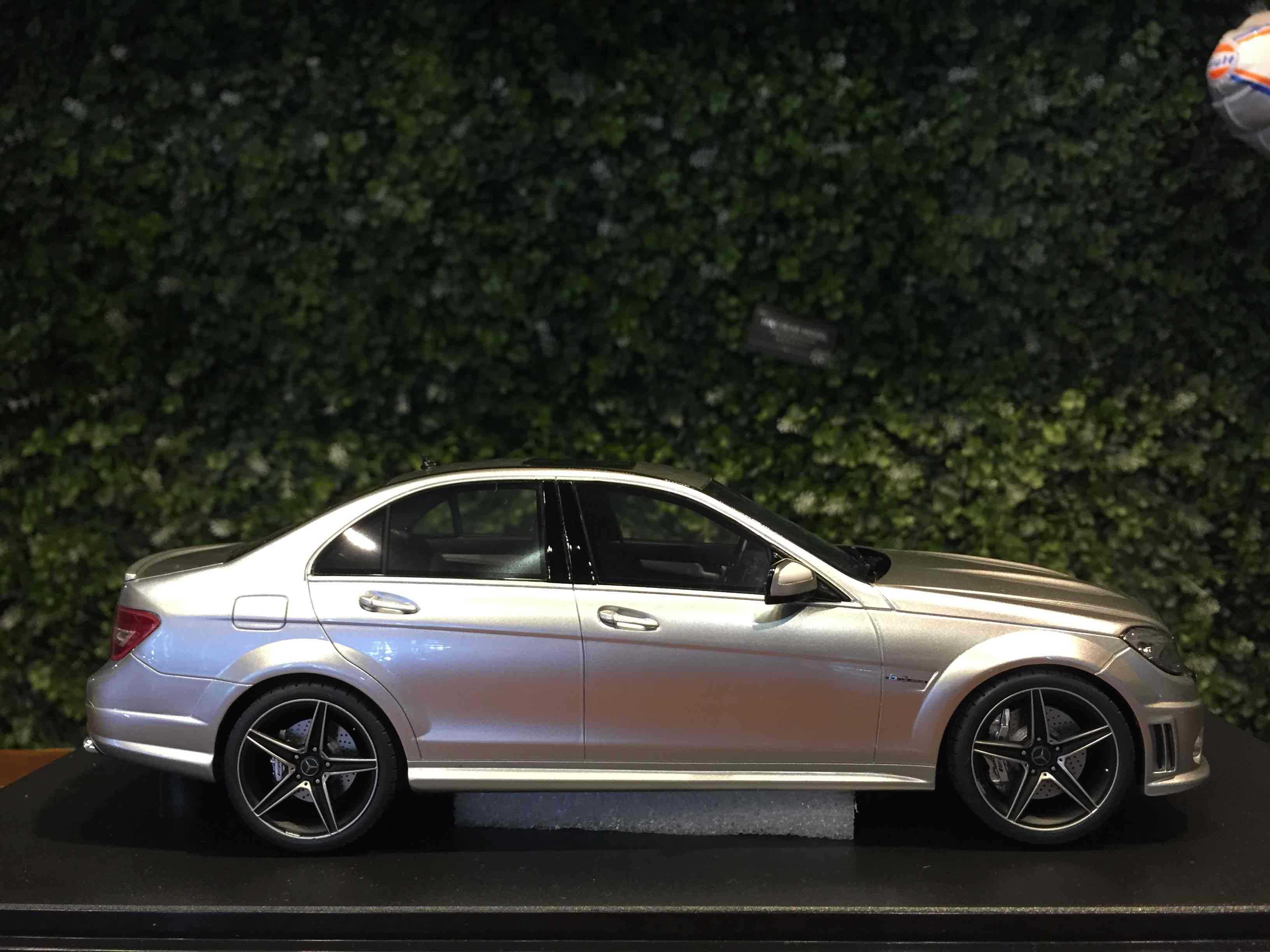 1/18 GT Spirit Mercedes-Benz C63 AMG (W204) GT462【MGM】