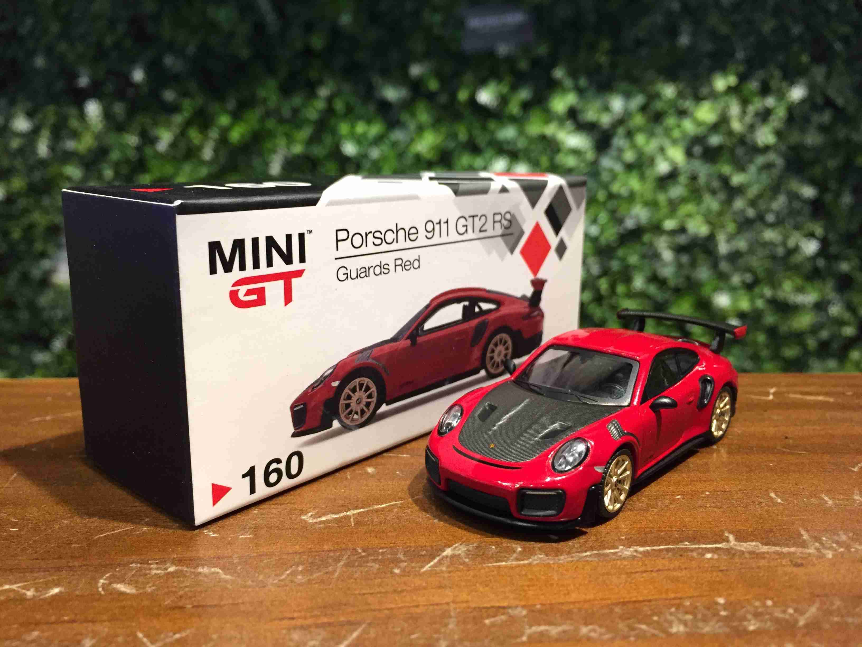 1/64 Mini GT Porsche 911 (991) GT2 RS Taiwan MGT00160L【MGM