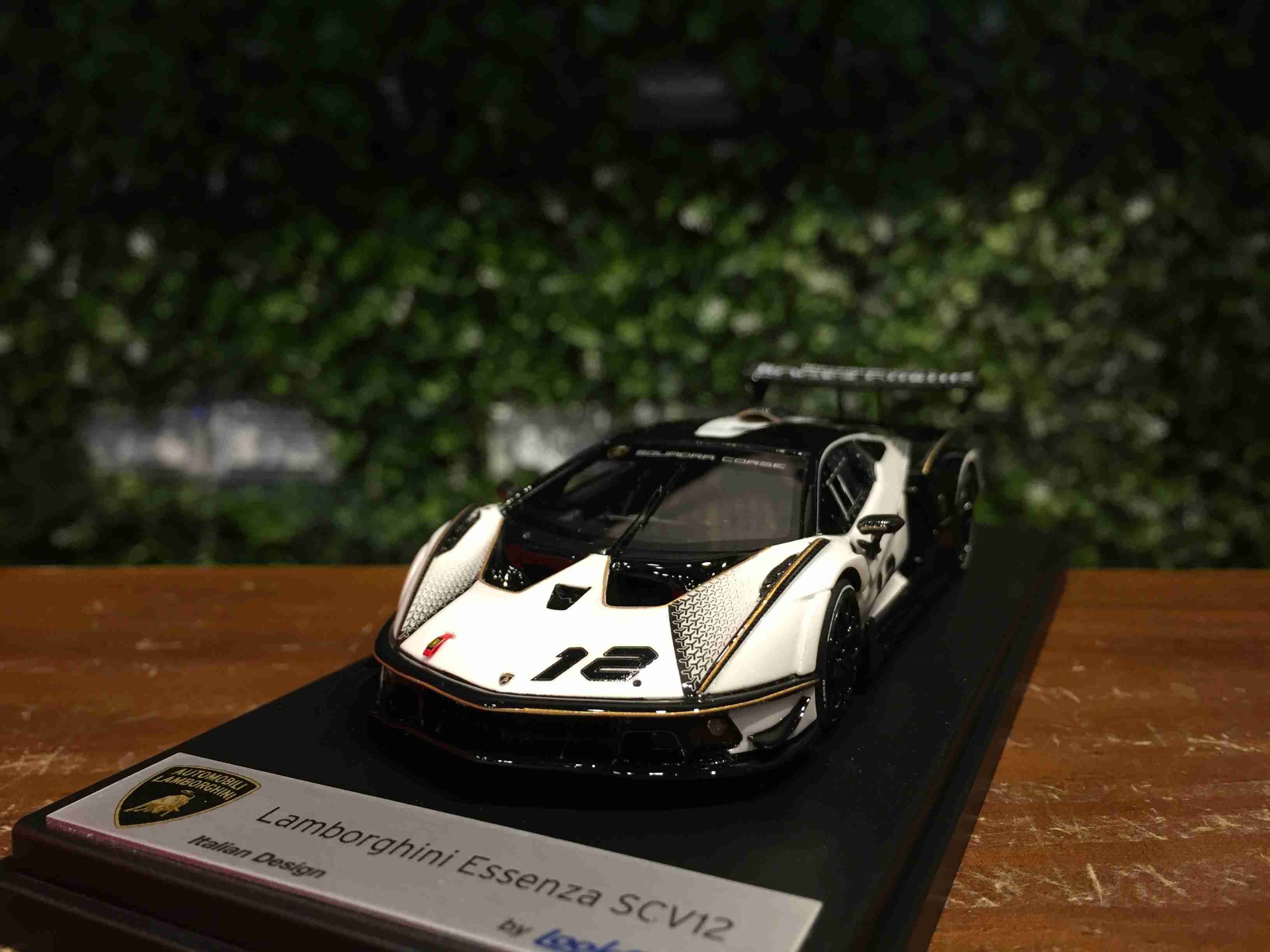 1/43 LookSmart Lamborghini Essenza SCV12 Bianco LS527SE【MGM】