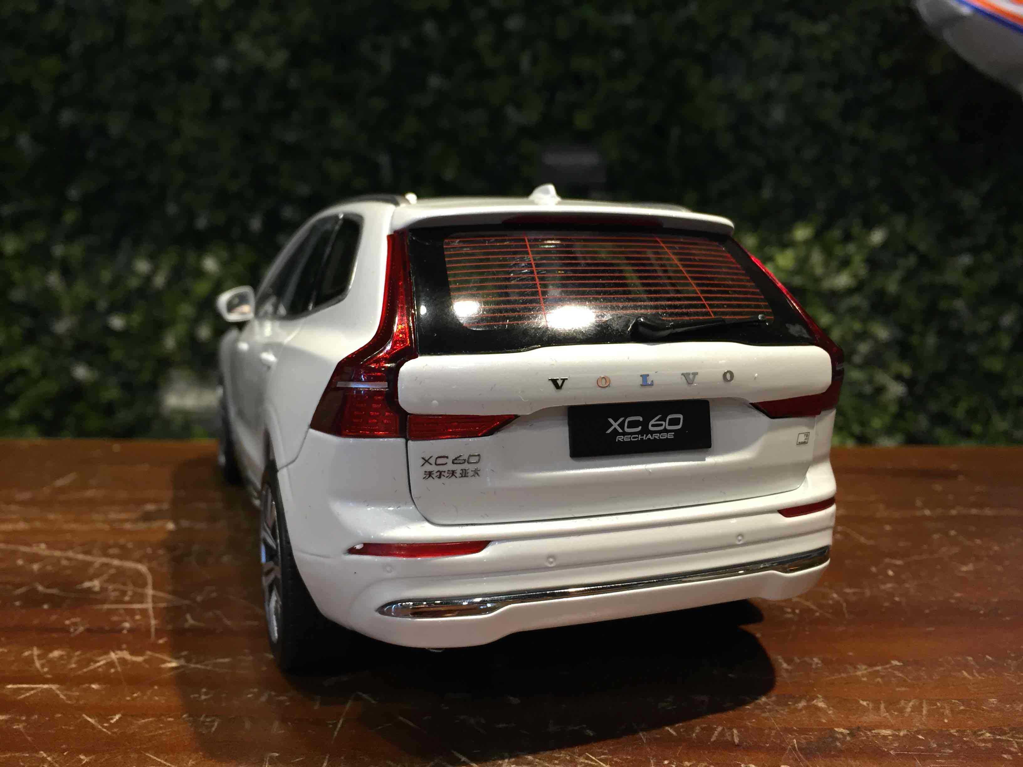 1/18 OEM Volvo XC60 2022 White【MGM】