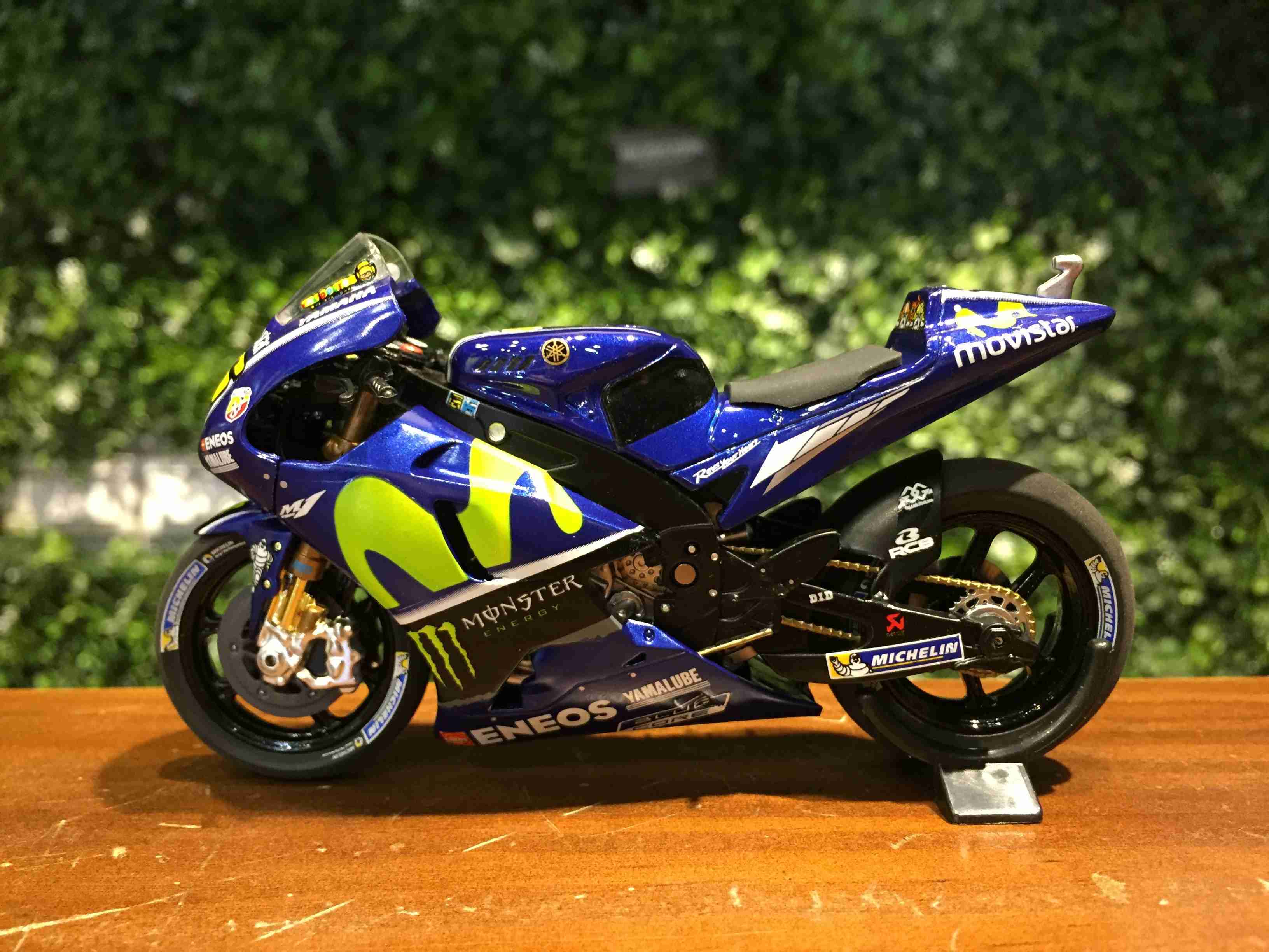 1/18 Minichamps Yamaha YZR-M1 V.Rossi MotoGP 182173046【MGM】
