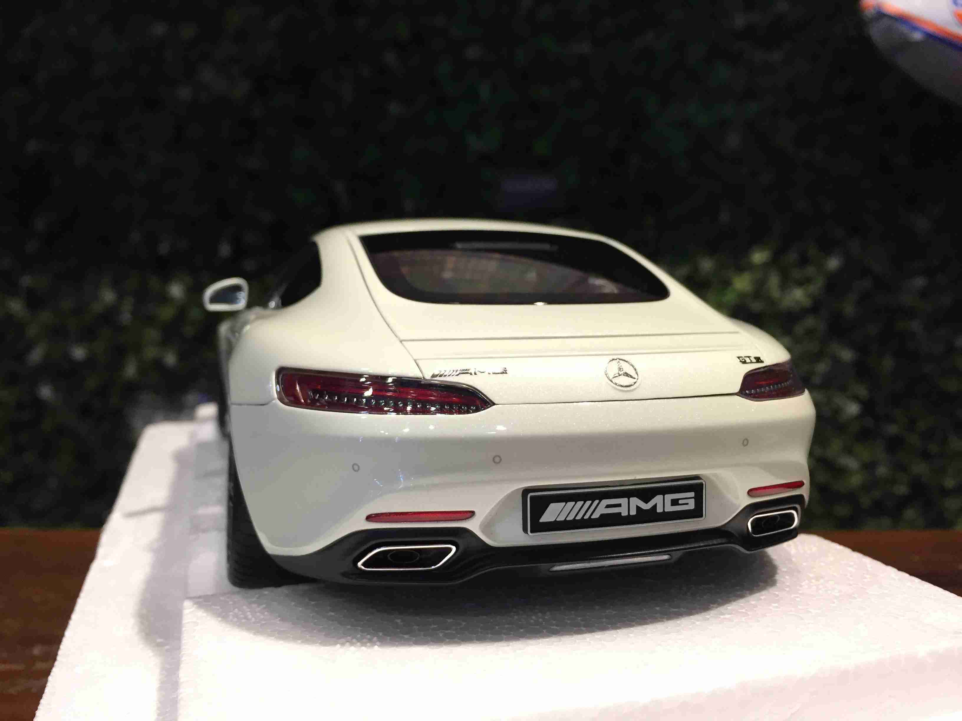 1/18 AUTOart Mercedes-AMG GTS Pearl White 76311【MGM】