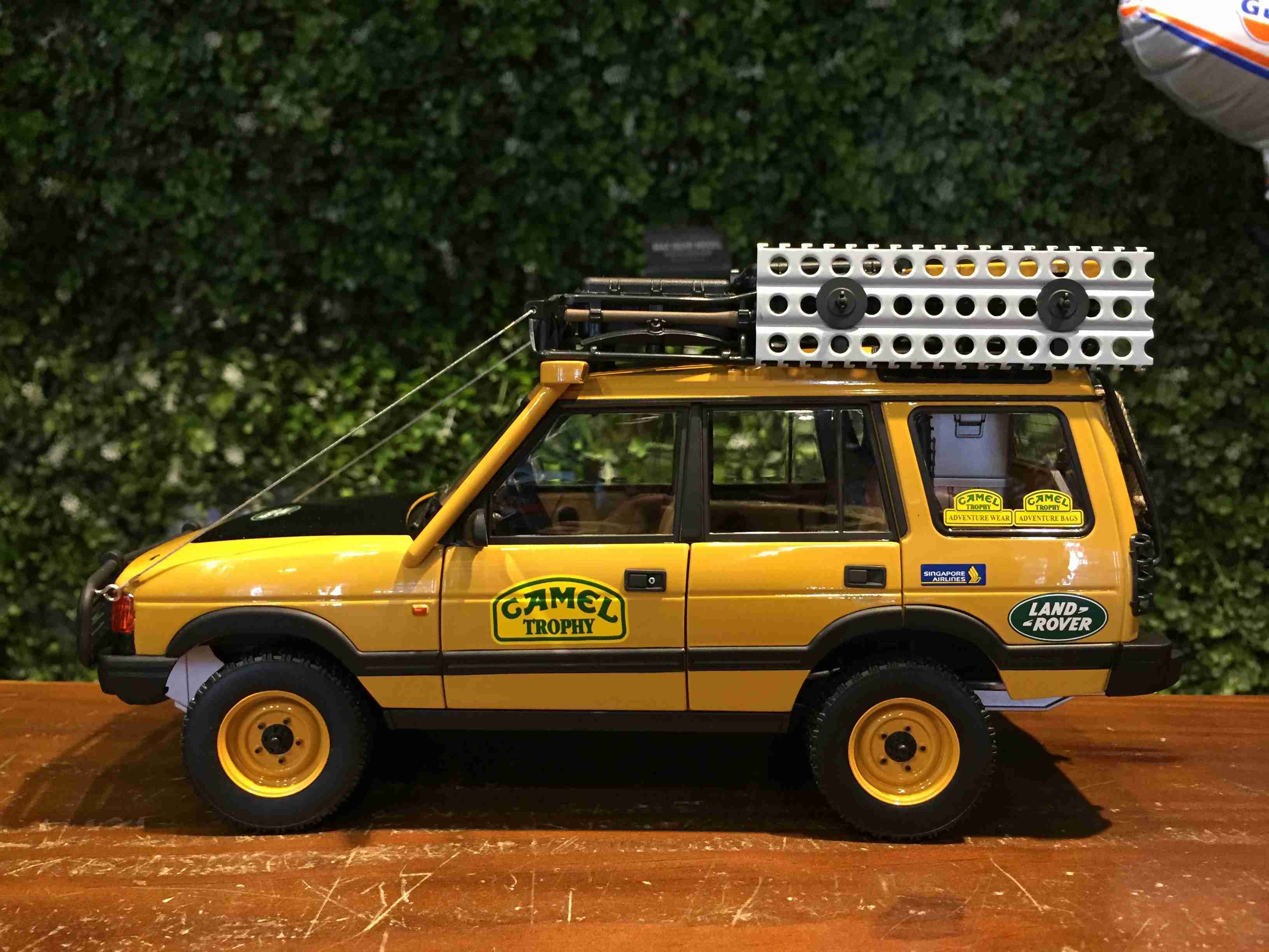 1/18 Almost Real Land Rover Discovery 1 Camel 810410【MGM】