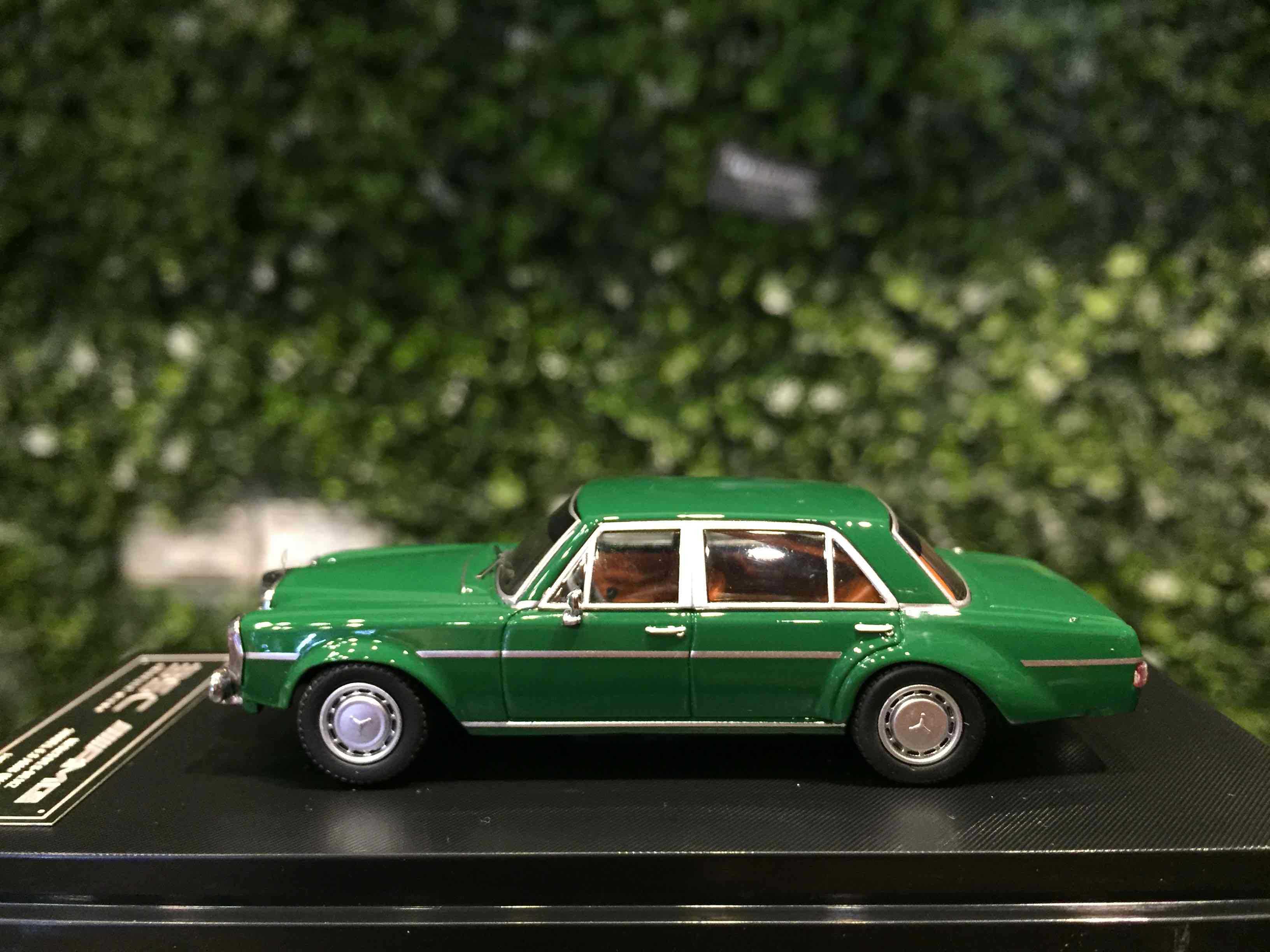 1/64 BSC Mercedes-Benz 300 SEL W109 AMG Green【MGM】