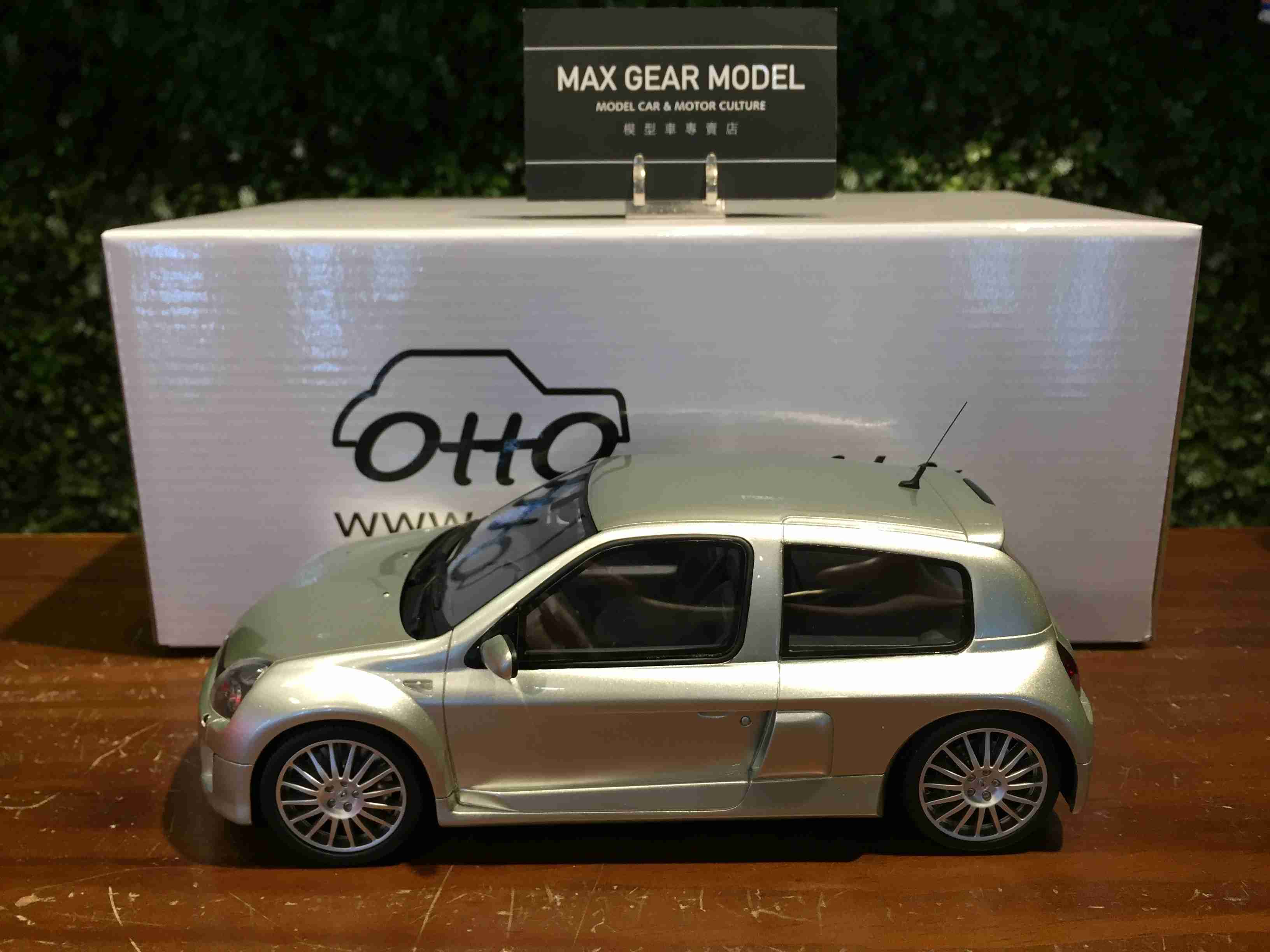 1/18 Otto Renault Clio V6 Silver OT842【MGM】