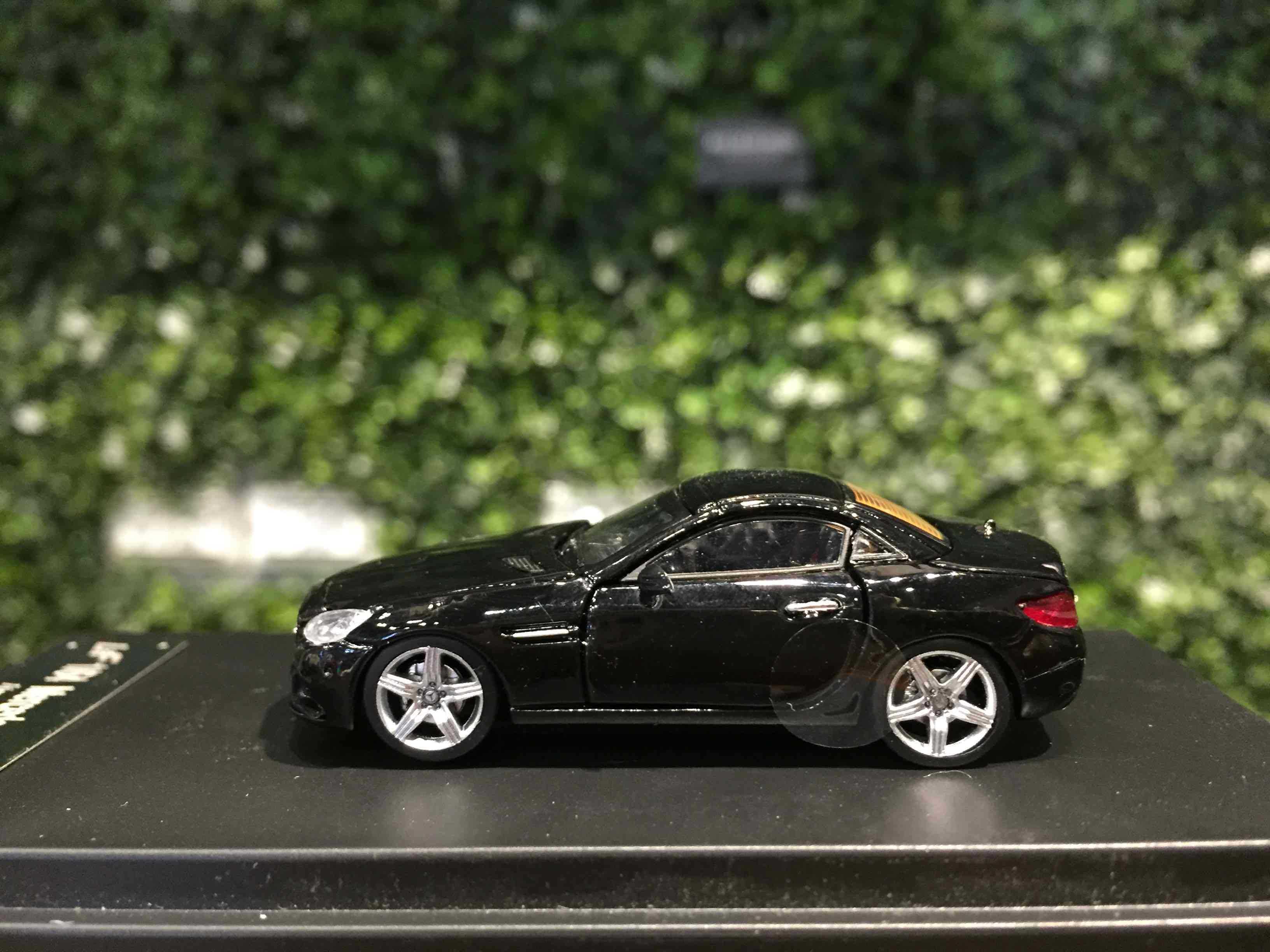 1/64 LF Mercedes-Benz SLC Black【MGM】